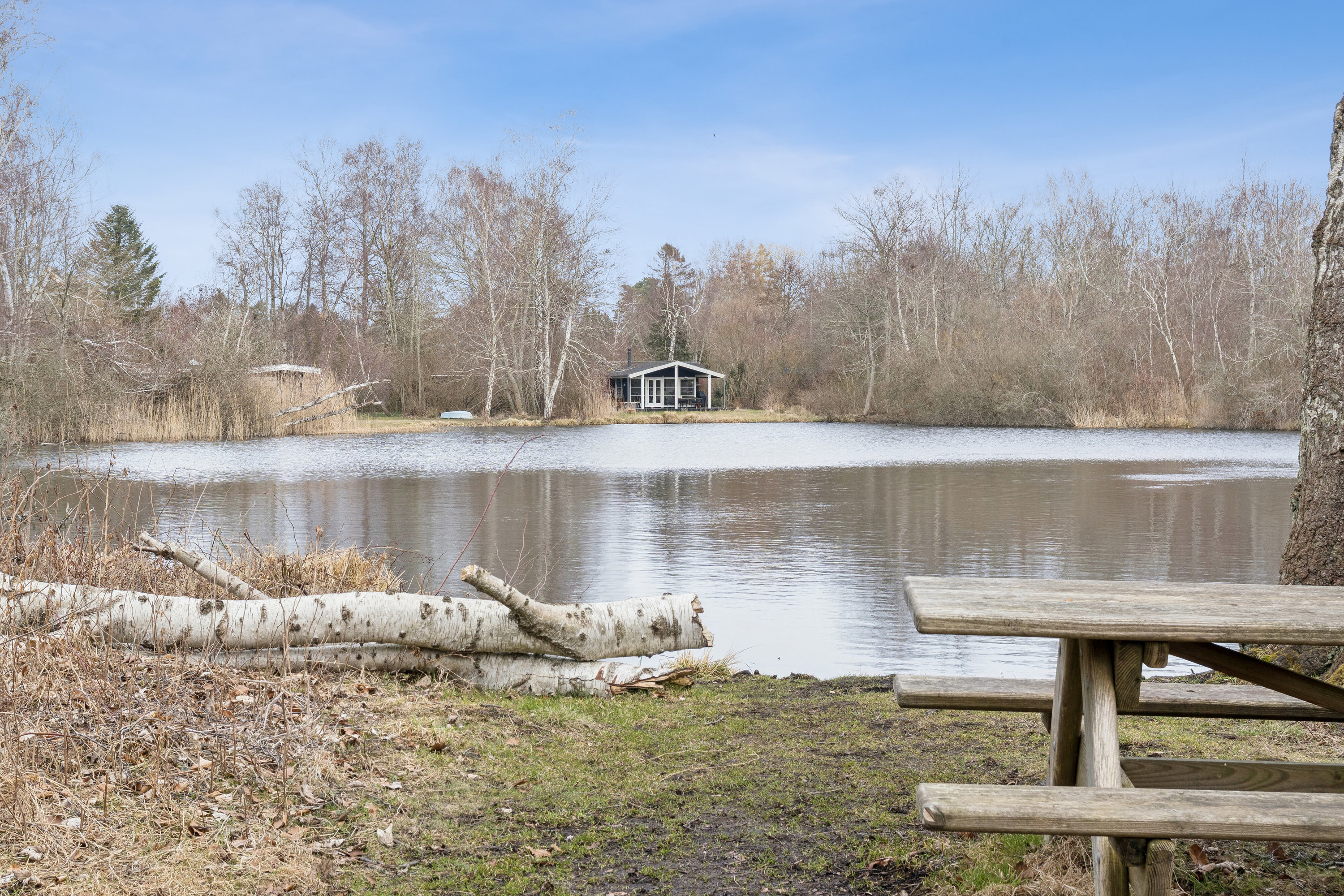 Fremhævet omgivelser billede i fuldskærmstilstand. Billede af Gøgevænget 6, Rågeleje, 3210 Vejby
