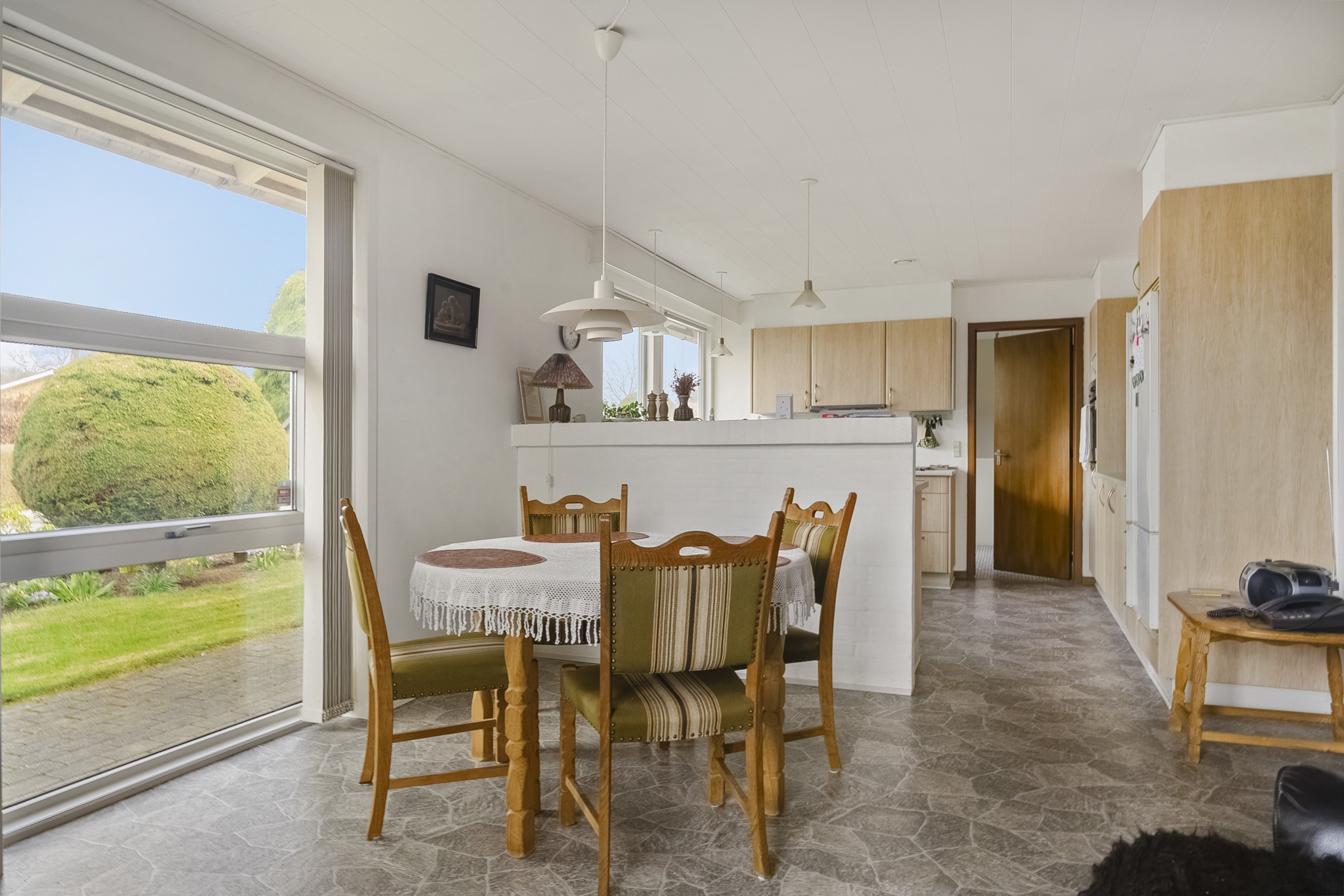 Fremhævet spisekøkken billede i fuldskærmstilstand. Billede af Bregnegårdsvej 37, 6630 Rødding