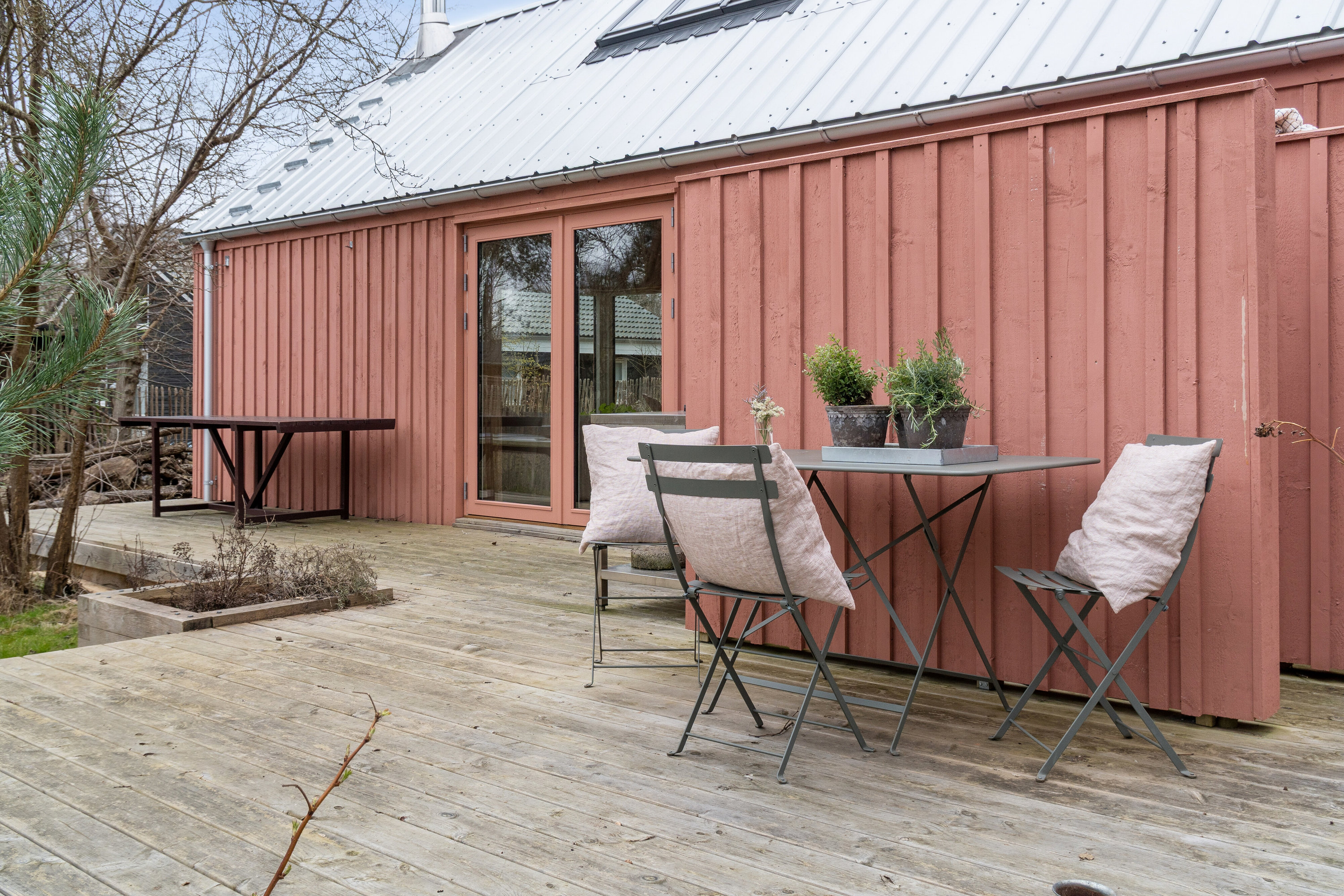 Fremhævet udendørs billede i fuldskærmstilstand. Billede af Gøgevænget 6, Rågeleje, 3210 Vejby