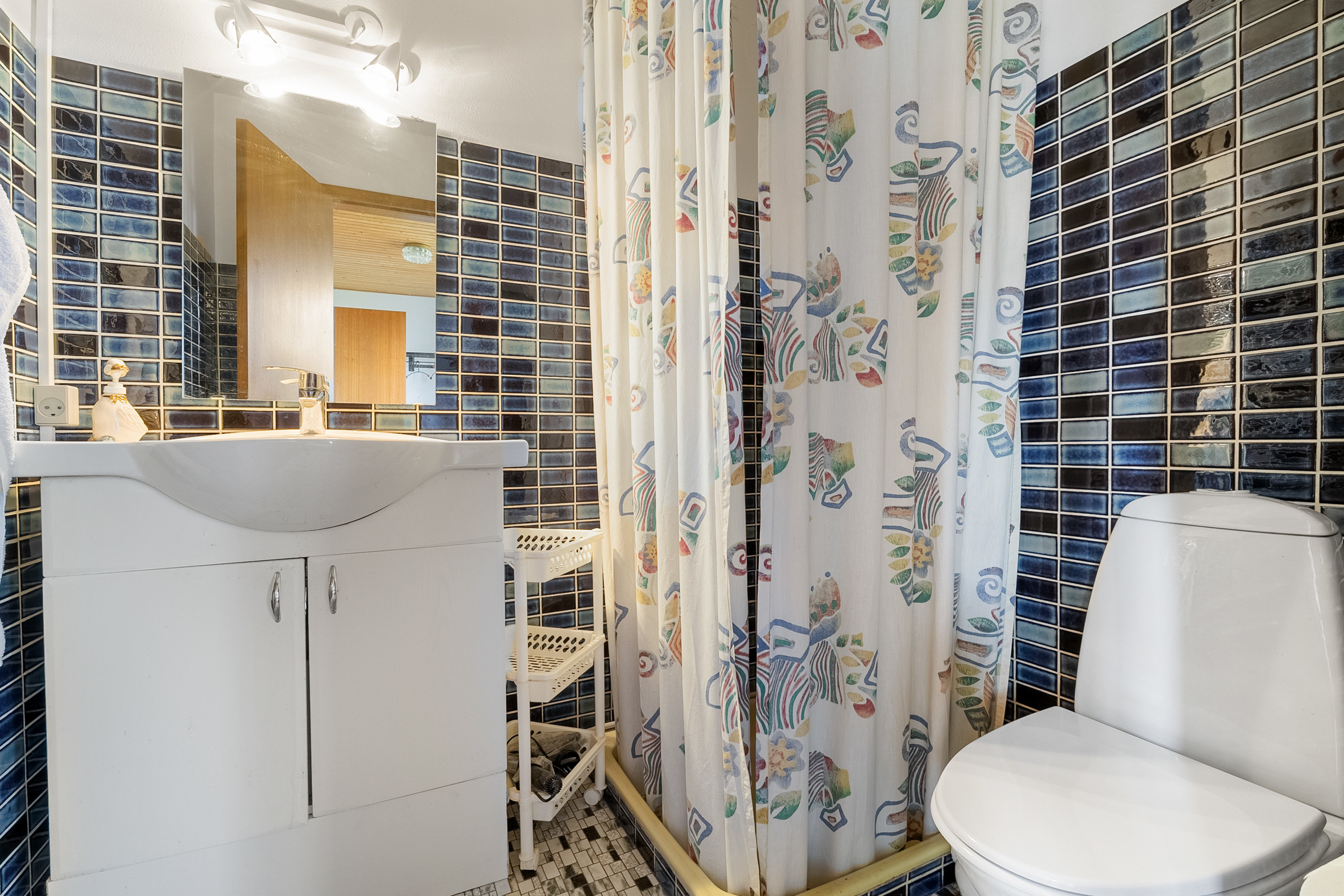 Fremhævet badeværelse billede i fuldskærmstilstand. Billede af Bregnegårdsvej 37, 6630 Rødding