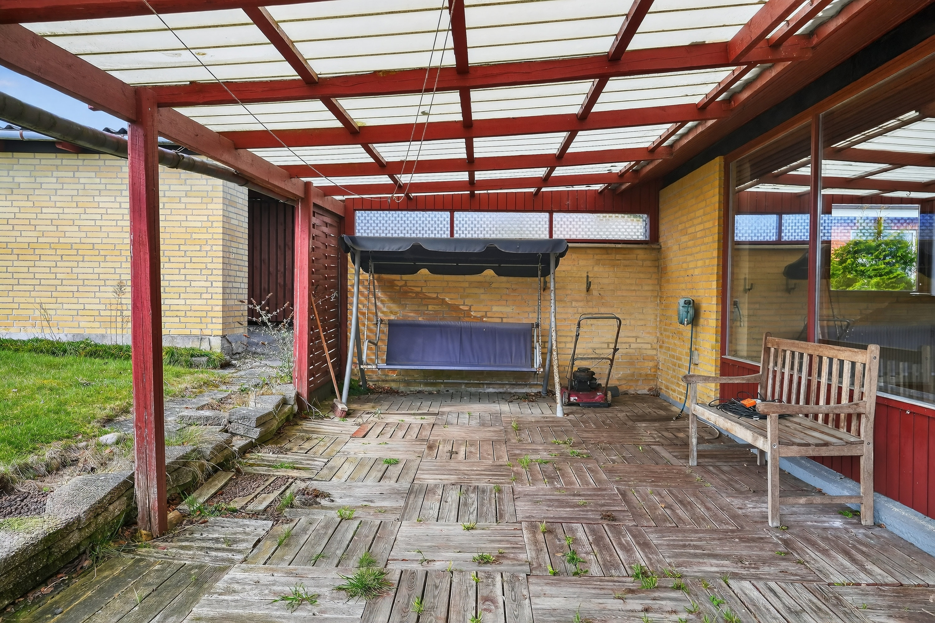 Fremhævet terrasse billede i fuldskærmstilstand. Billede af Thorshøjvej 3, 4500 Nykøbing Sj