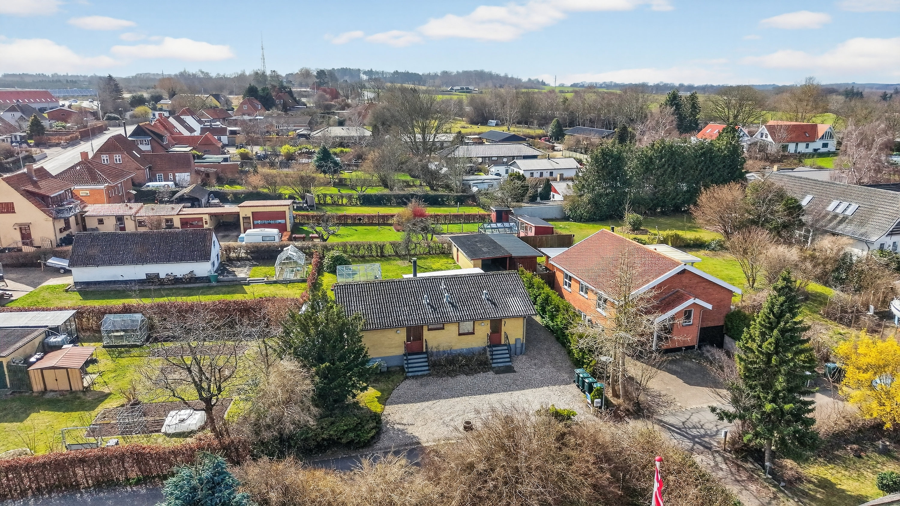 Fremhævet luftfoto billede i fuldskærmstilstand. Billede af Thorshøjvej 3, 4500 Nykøbing Sj