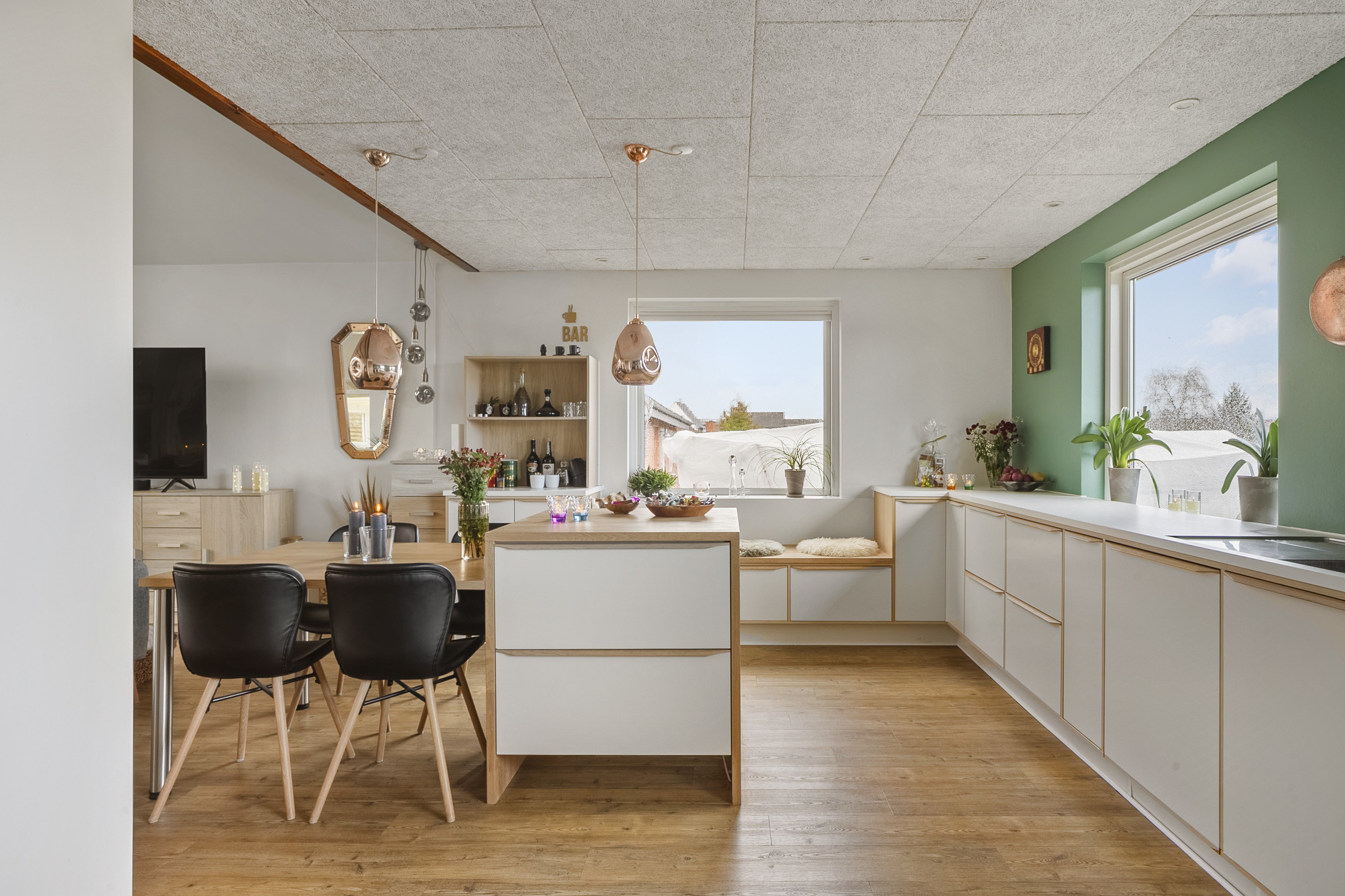 Fremhævet spisestue billede i fuldskærmstilstand. Billede af Tulipanvej 4, 6000 Kolding