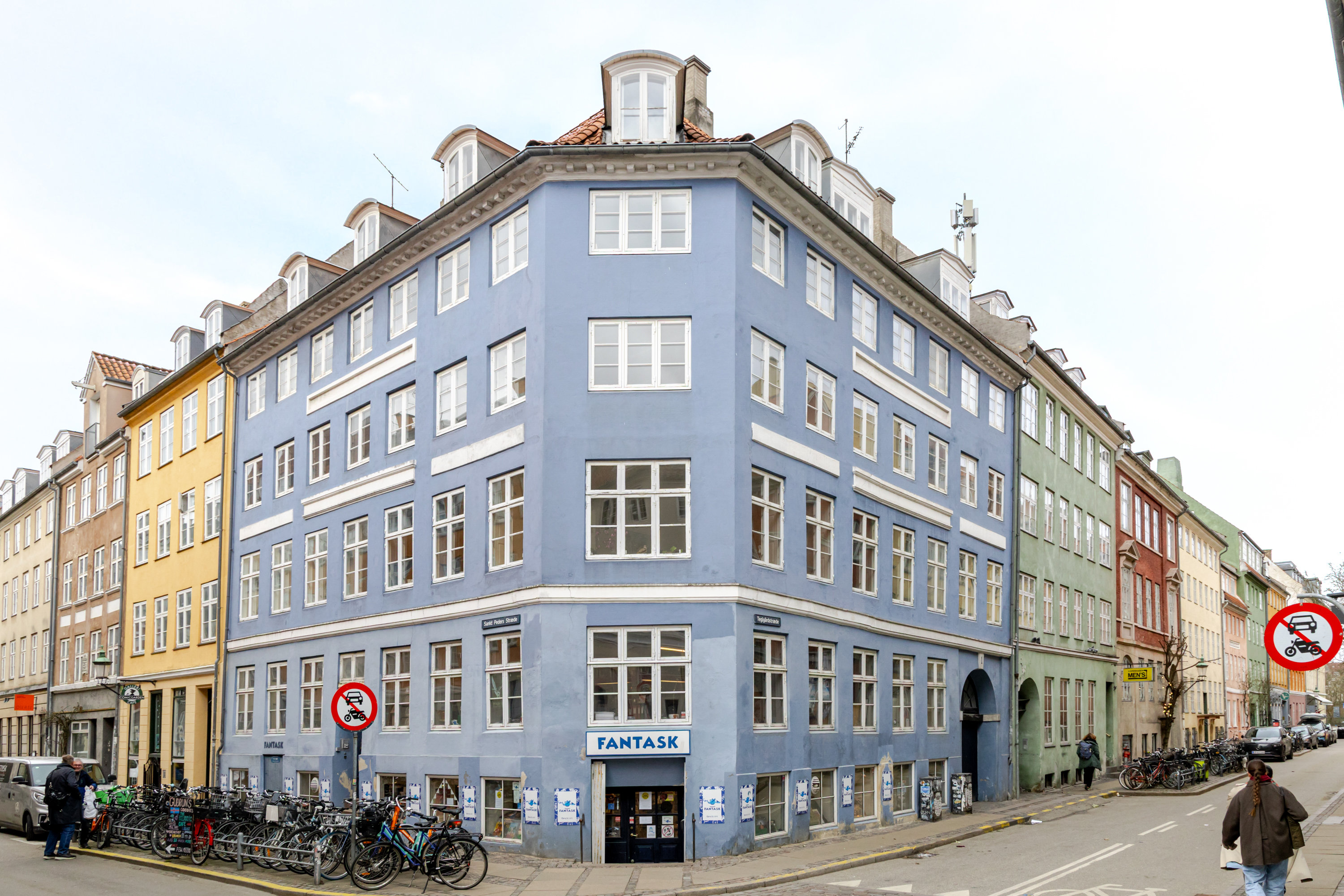 Fremhævet andet billede i fuldskærmstilstand. Billede af Sankt Peders Stræde 18, 2. th., 1453 København K