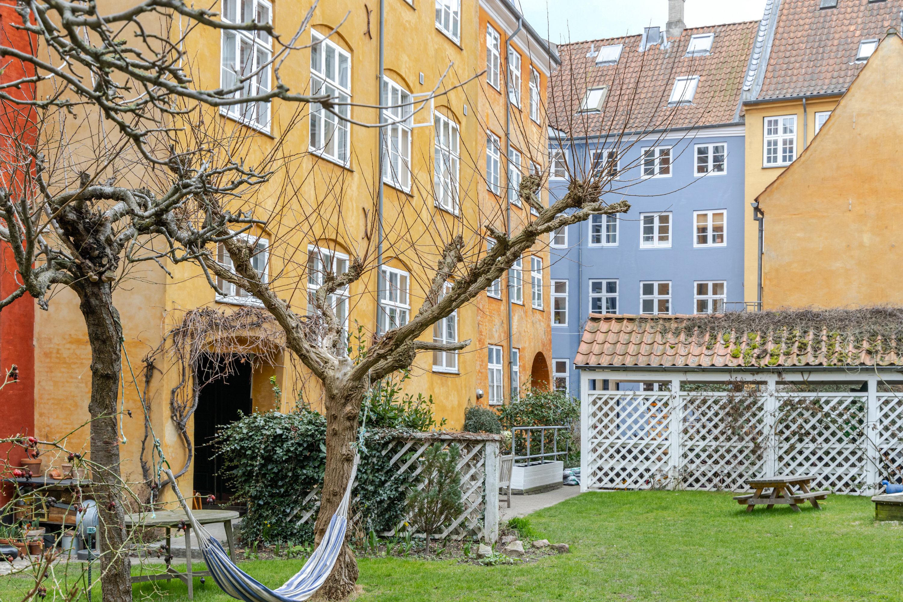 Fremhævet andet billede i fuldskærmstilstand. Billede af Sankt Peders Stræde 18, 2. th., 1453 København K