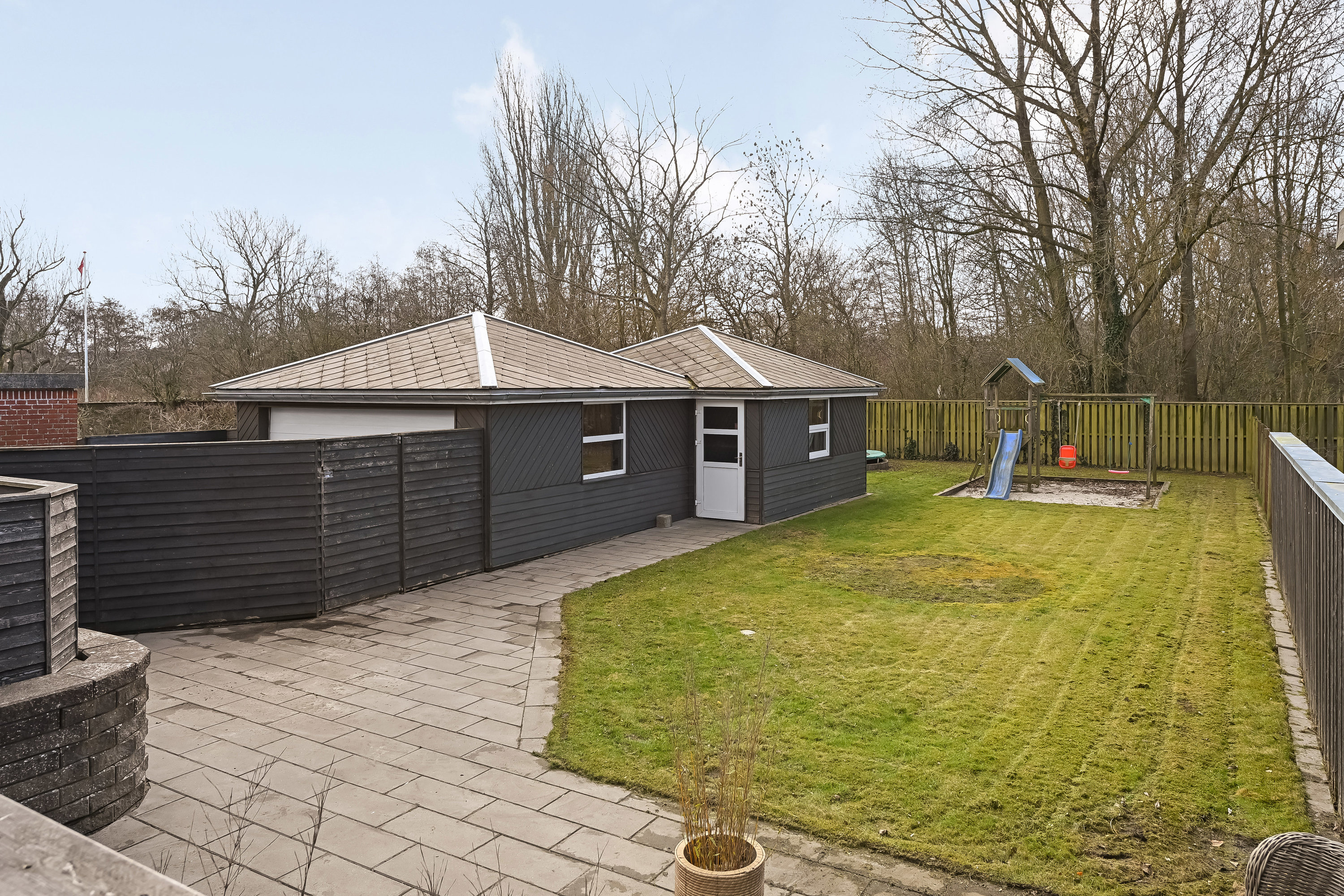 Fremhævet have billede i fuldskærmstilstand. Billede af Ribegade 59, 6700 Esbjerg