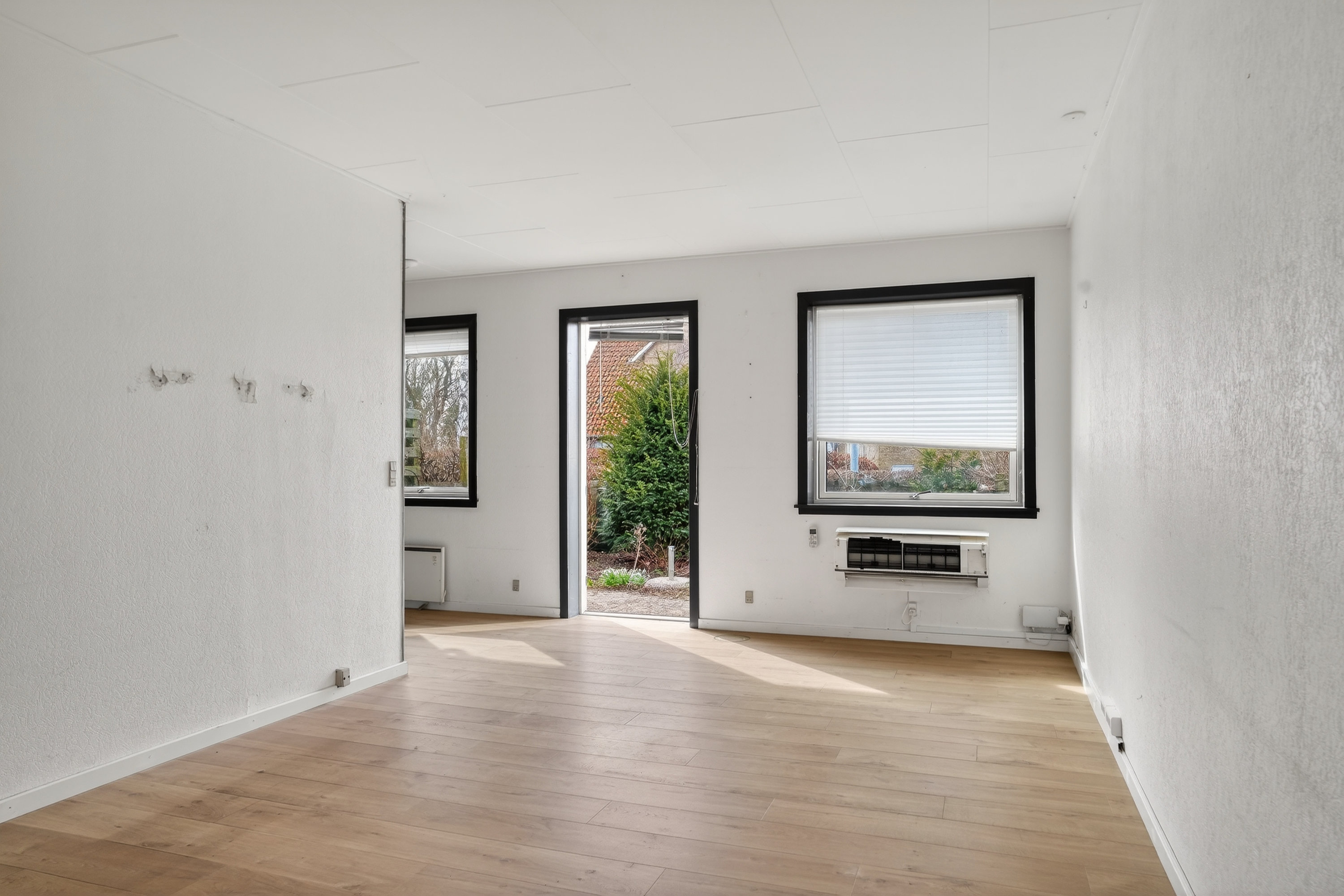 Fremhævet stue billede i fuldskærmstilstand. Billede af Moseklyngen 7, 4573 Højby