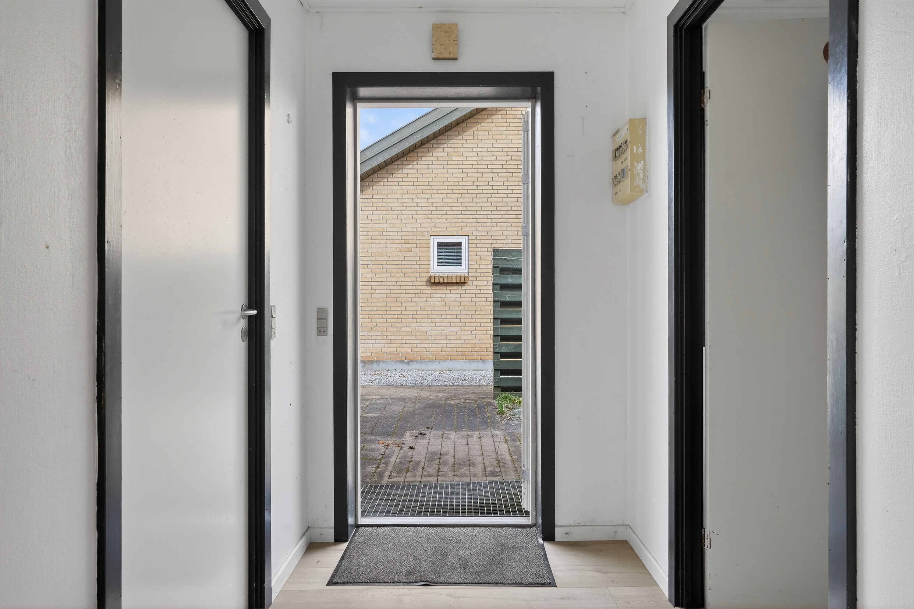 Fremhævet entré billede i fuldskærmstilstand. Billede af Moseklyngen 7, 4573 Højby