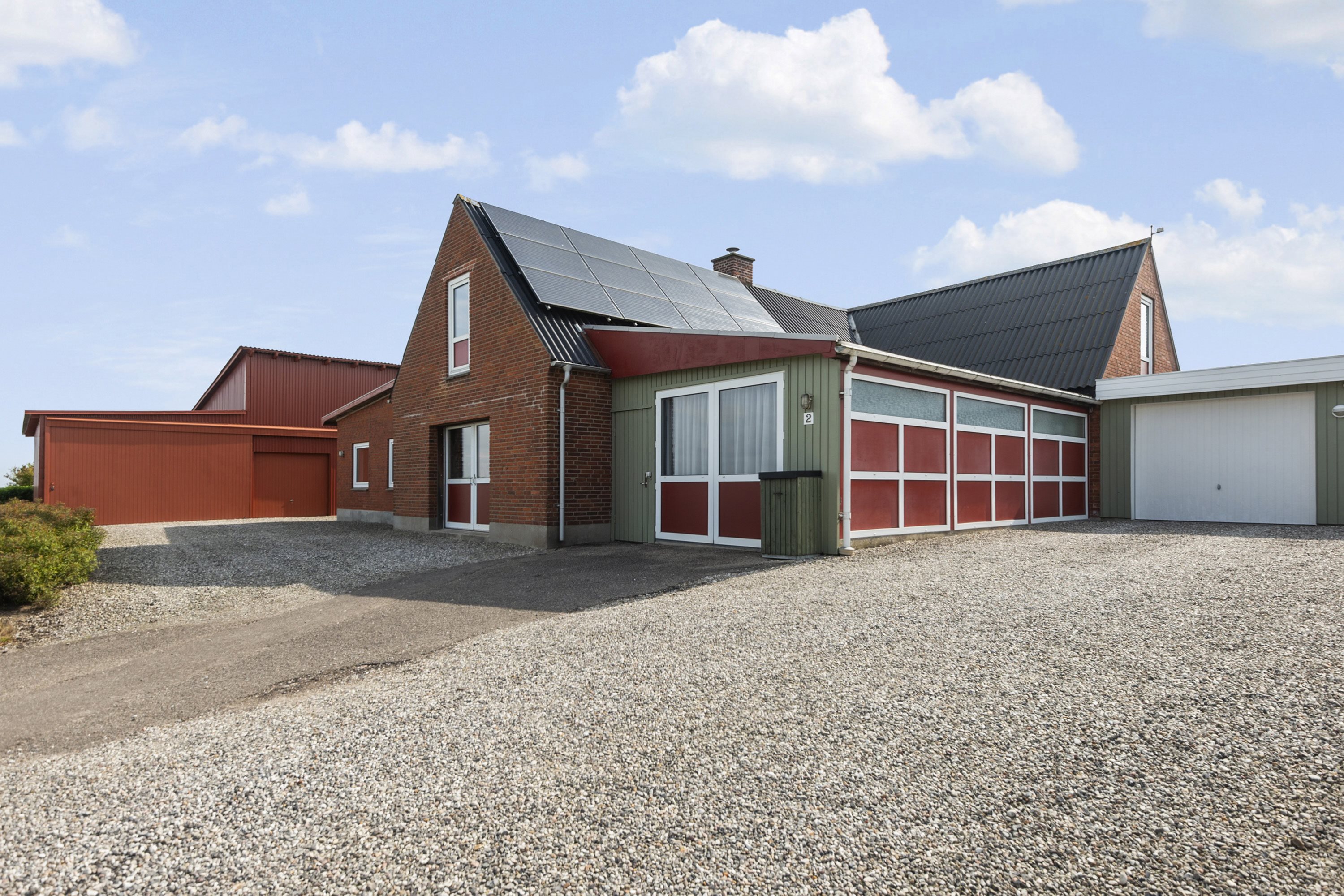 Fremhævet ejendommen billede i fuldskærmstilstand. Billede af Strandvejen 128, Rørth, 8300 Odder