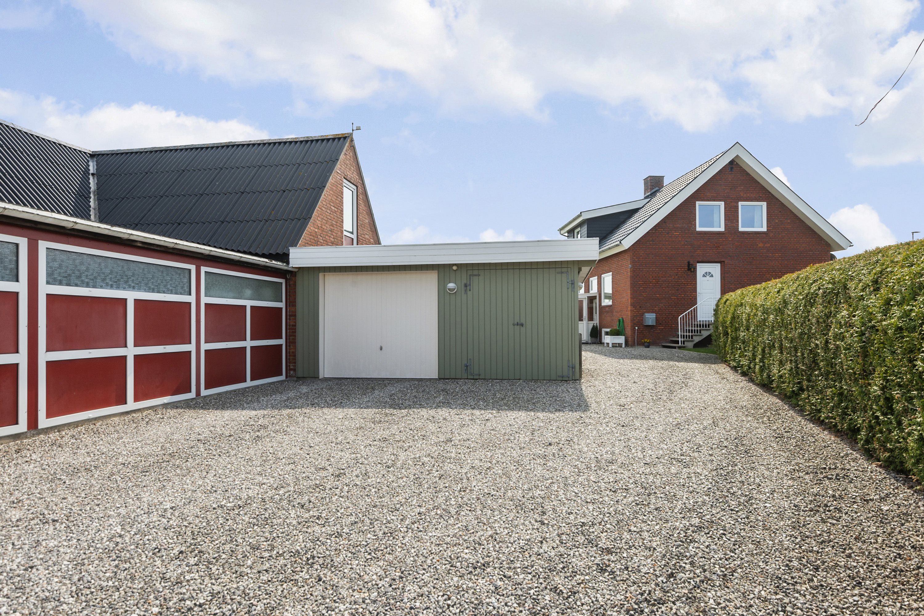 Fremhævet ejendommen billede i fuldskærmstilstand. Billede af Strandvejen 128, Rørth, 8300 Odder