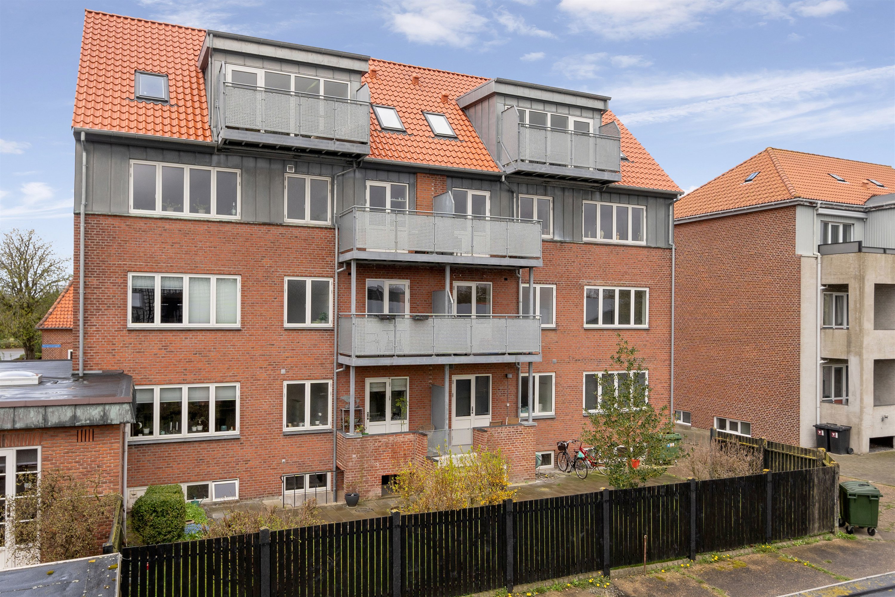 Fremhævet  billede i fuldskærmstilstand. Billede af Kronprinsensgade 131, 2. tv., 6700 Esbjerg