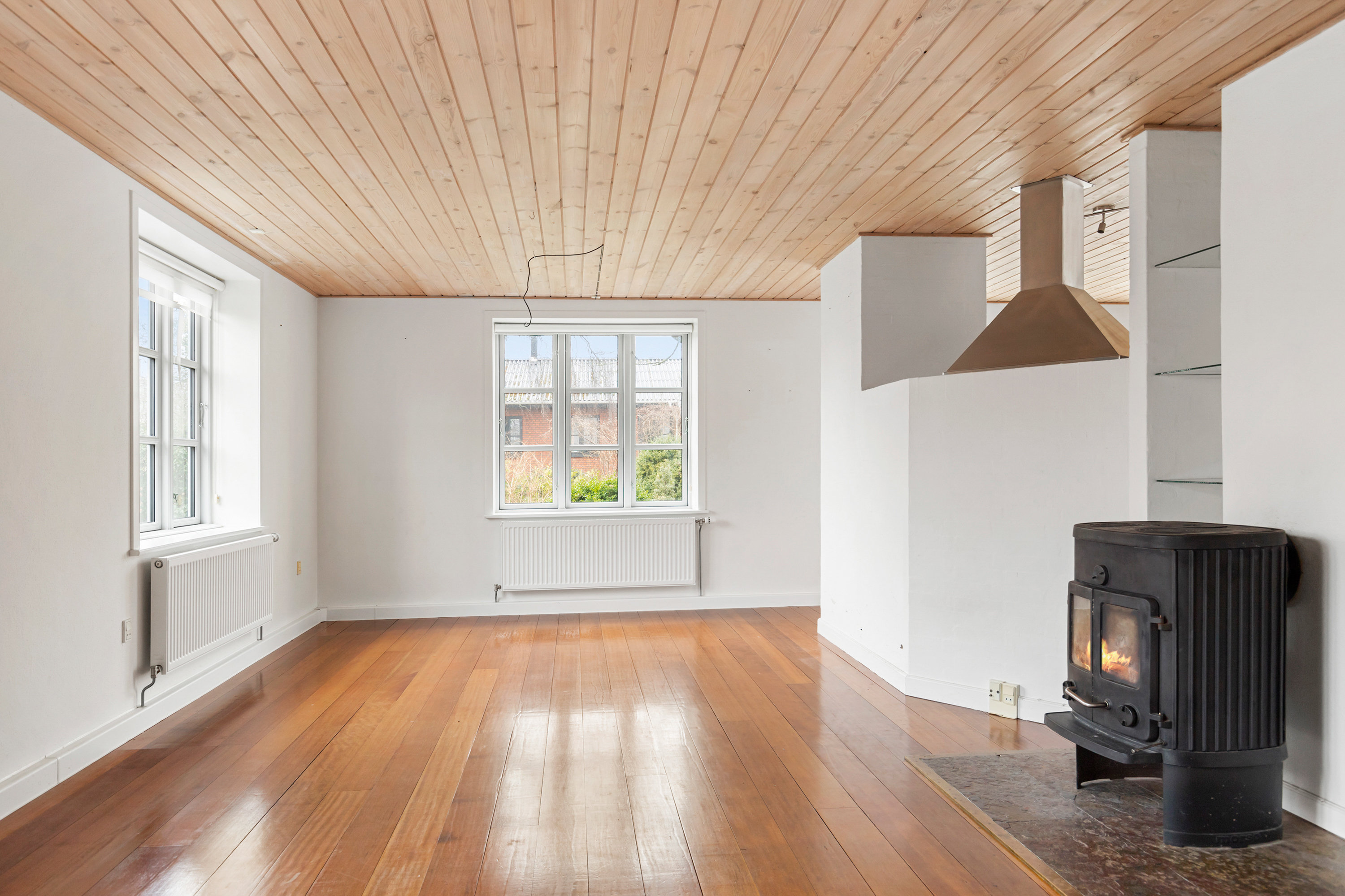 Fremhævet stue billede i fuldskærmstilstand. Billede af Blærevej 70, Blære, 9600 Aars