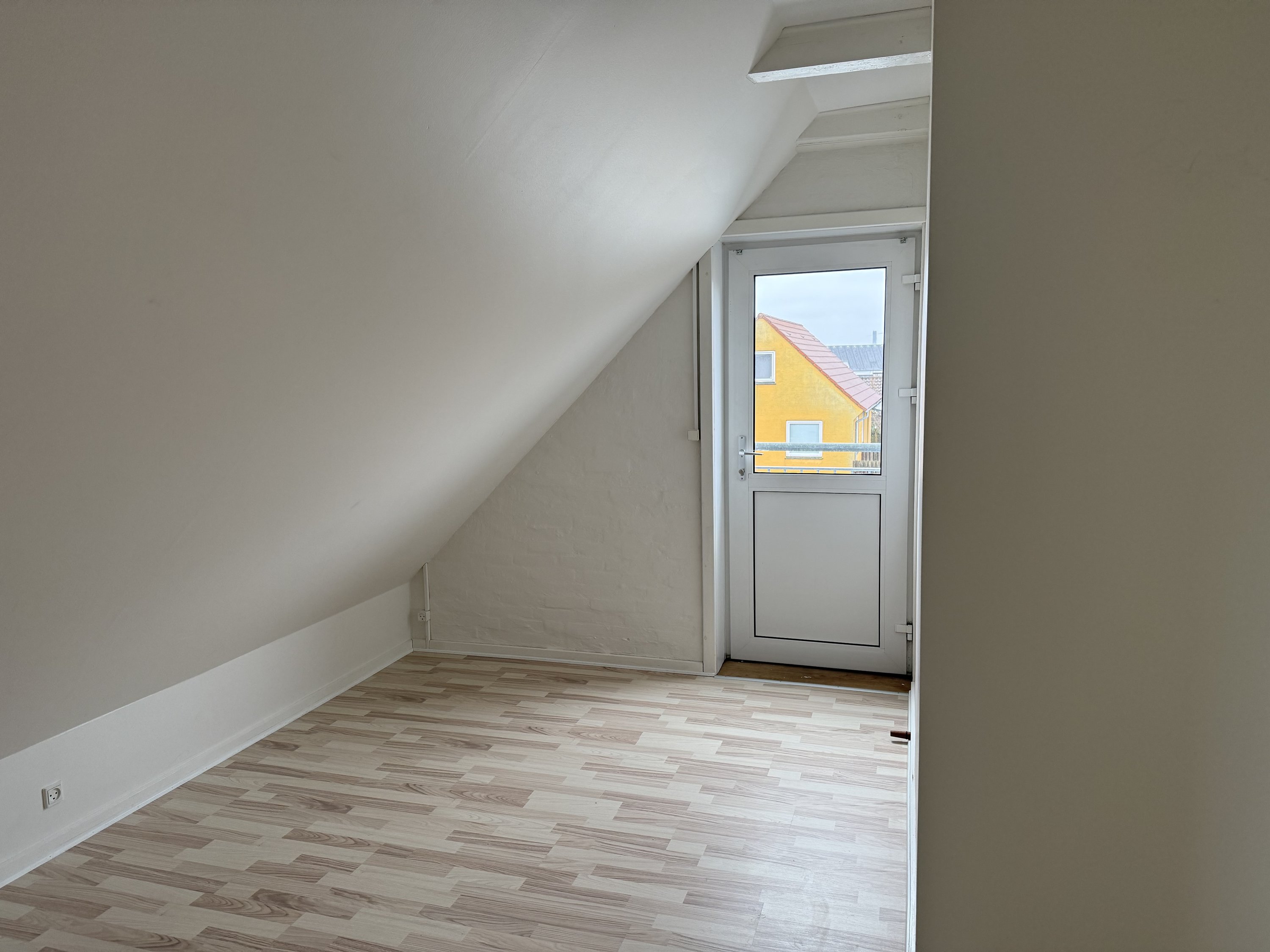 Fremhævet værelse billede i fuldskærmstilstand. Billede af Højersgade 19B, 9850 Hirtshals