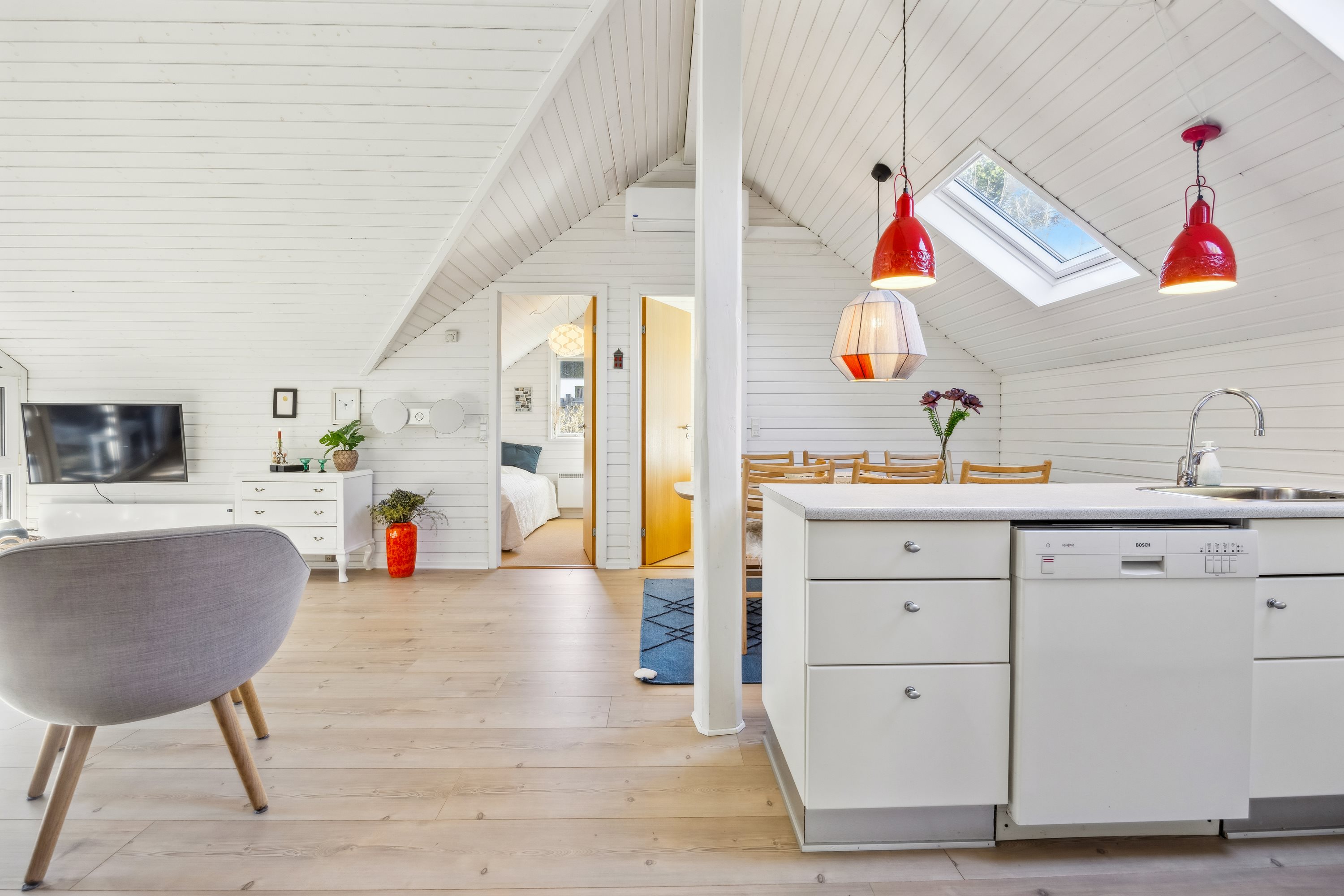 Fremhævet køkken billede i fuldskærmstilstand. Billede af Krøjbergsvej 33, Koldkær, 9370 Hals