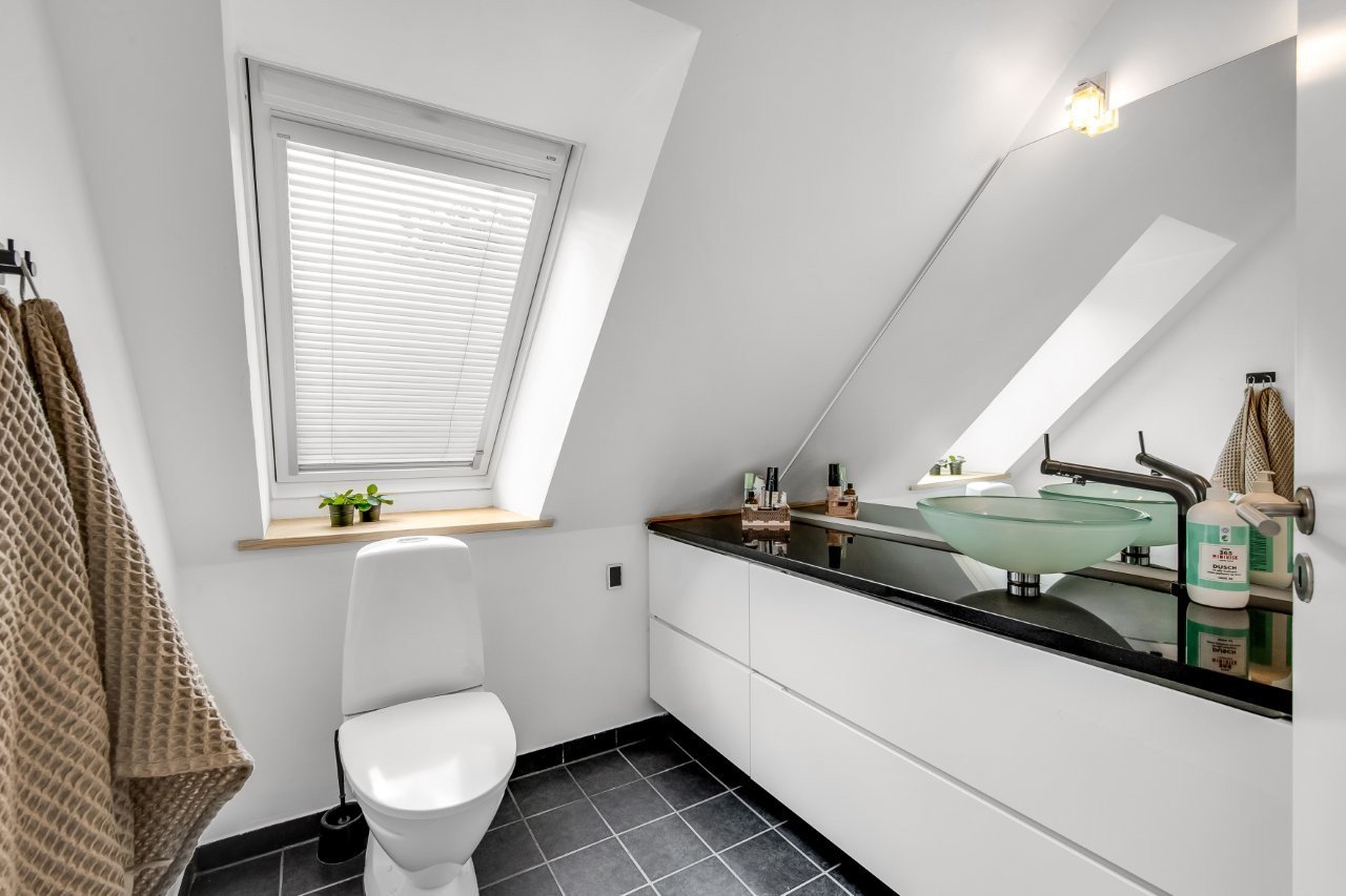 Fremhævet  billede i fuldskærmstilstand. Billede af Hovedgaden 43, 6360 Tinglev