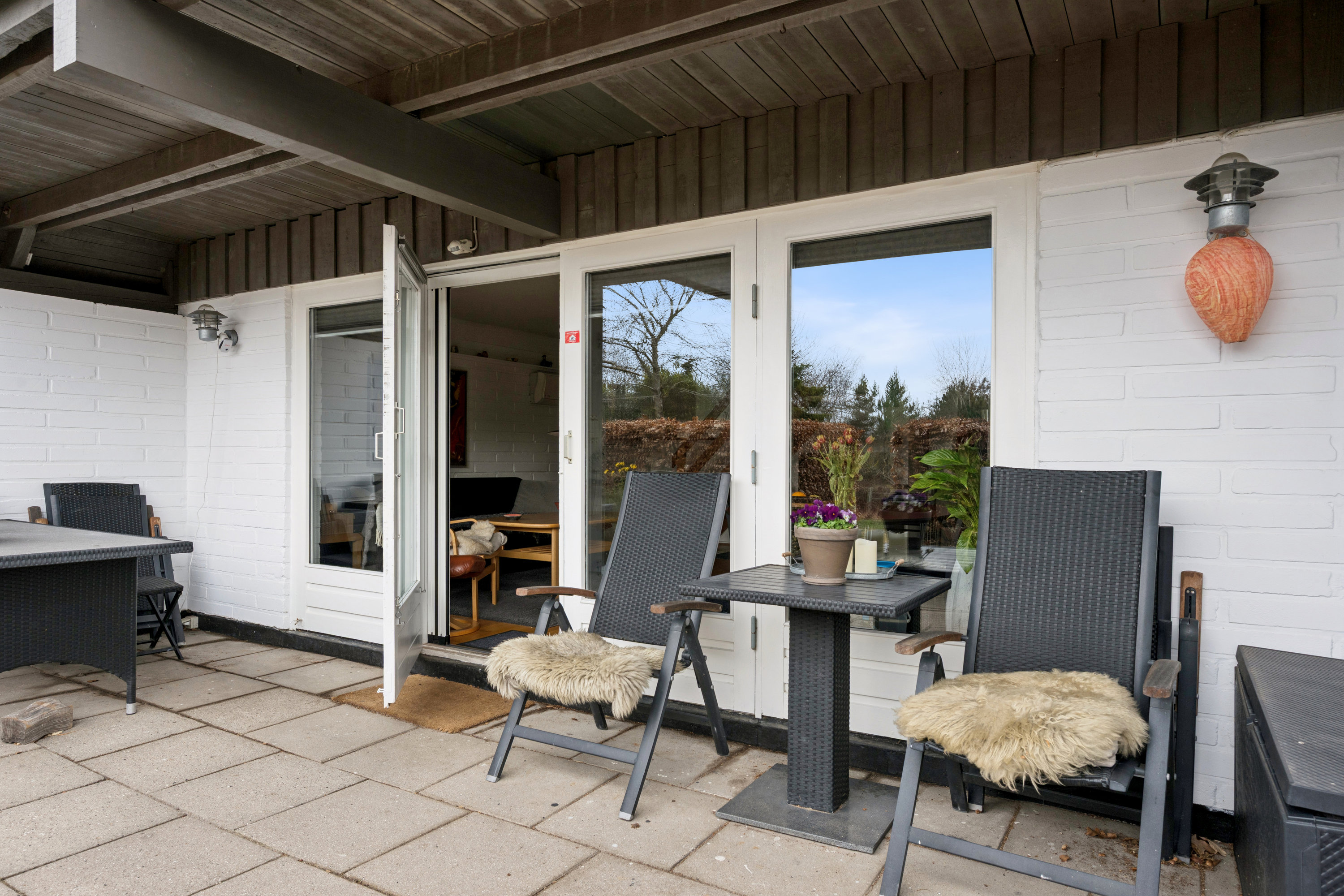 Fremhævet terrasse billede i fuldskærmstilstand. Billede af Lærkelundsvej 36, Øer, 8400 Ebeltoft