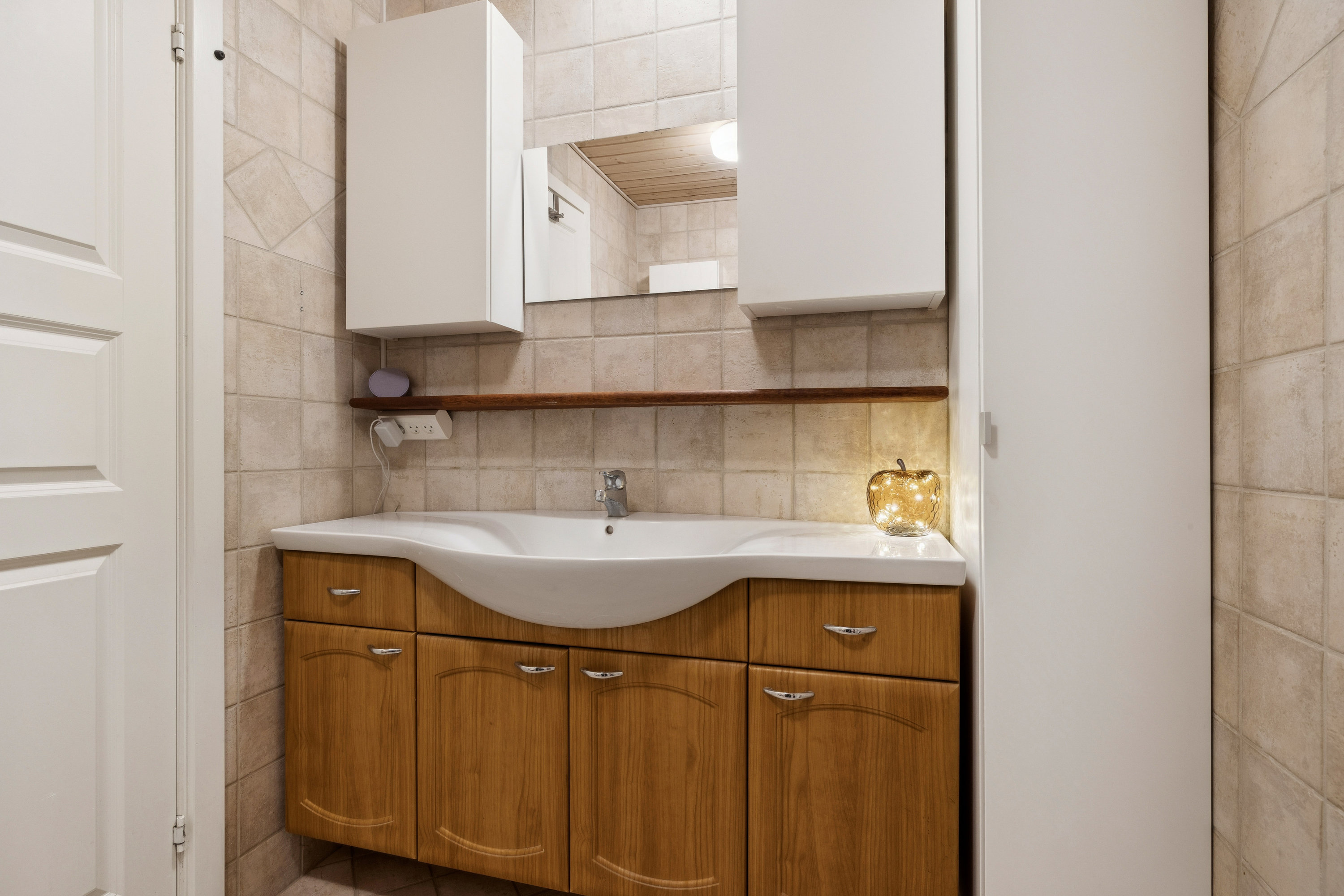 Fremhævet badeværelse billede i fuldskærmstilstand. Billede af Viborgvej 5F, Klejtrup, 9500 Hobro