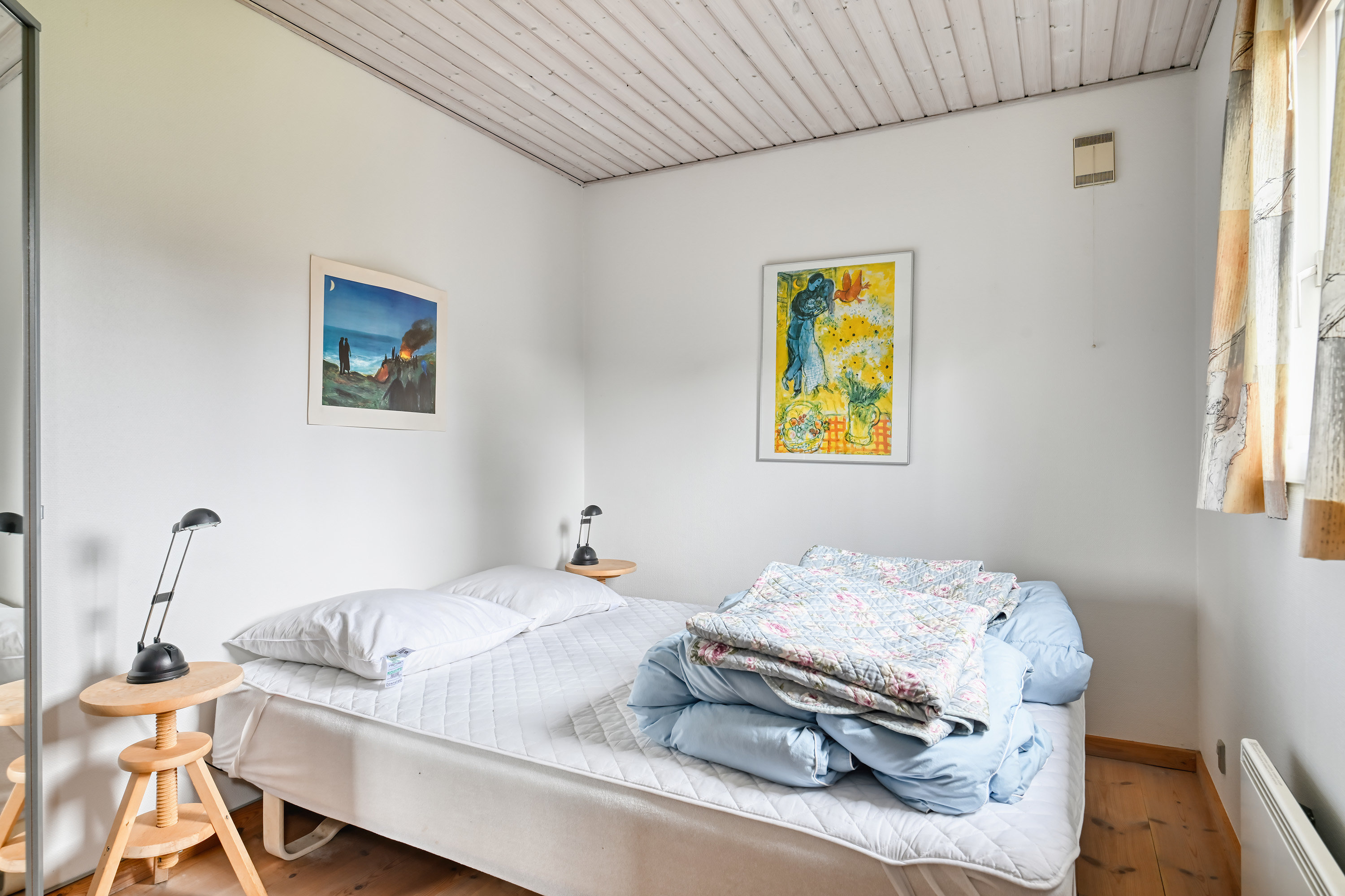 Fremhævet soveværelse billede i fuldskærmstilstand. Billede af Skærpibervej 2, Marielyst, 4873 Væggerløse