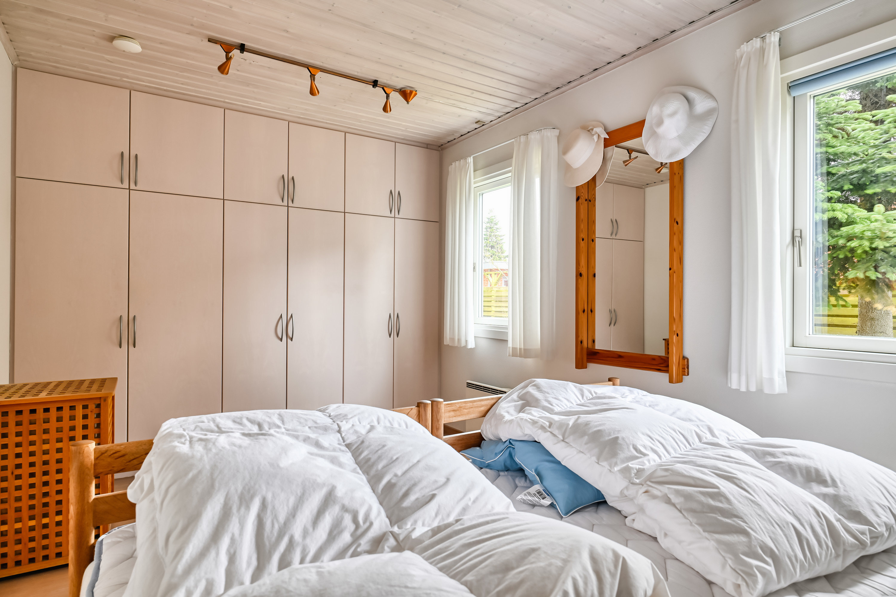 Fremhævet soveværelse billede i fuldskærmstilstand. Billede af Skærpibervej 2, Marielyst, 4873 Væggerløse