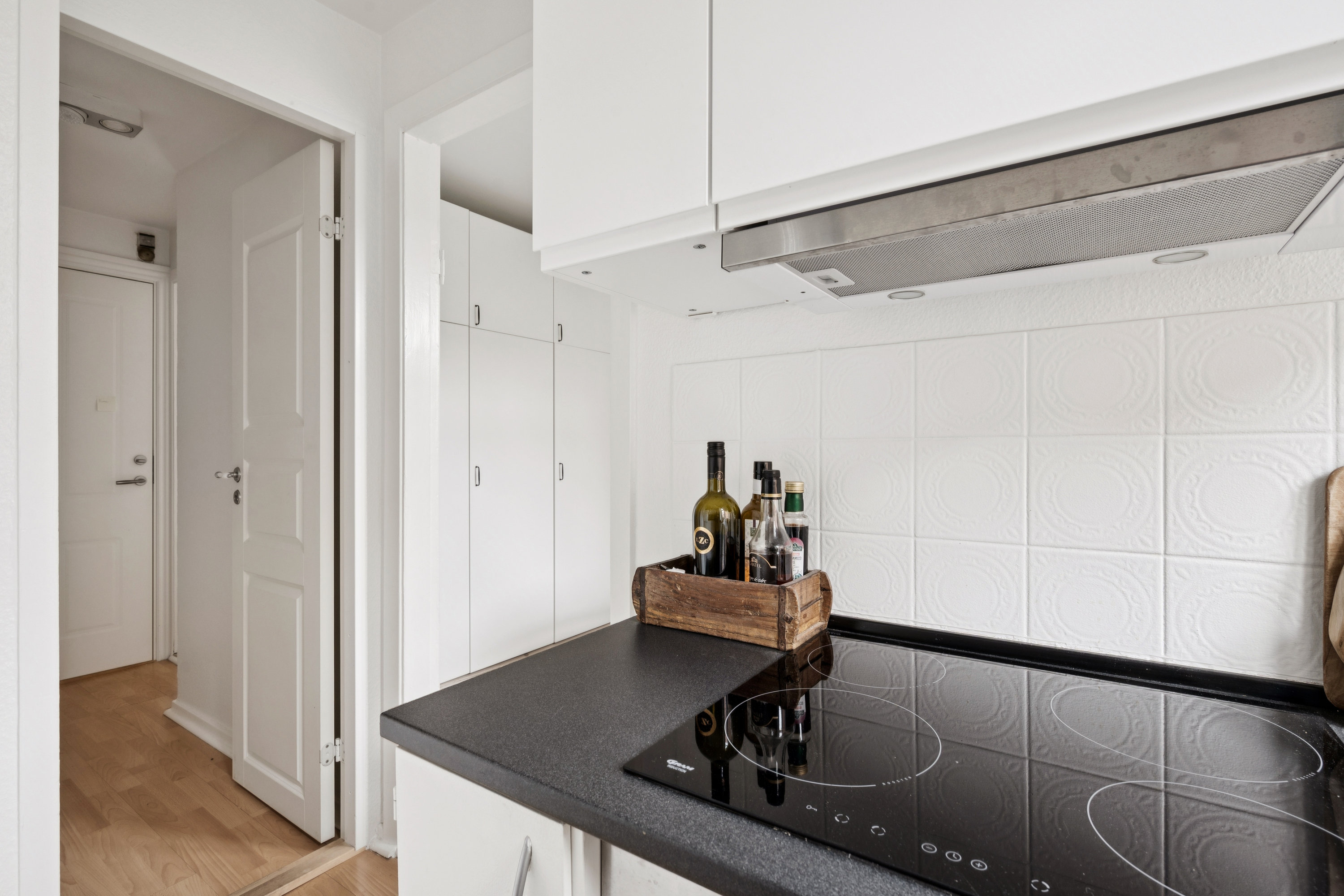 Fremhævet badeværelse billede i fuldskærmstilstand. Billede af Ny Munkegade 68B, 1. tv., 8000 Aarhus C