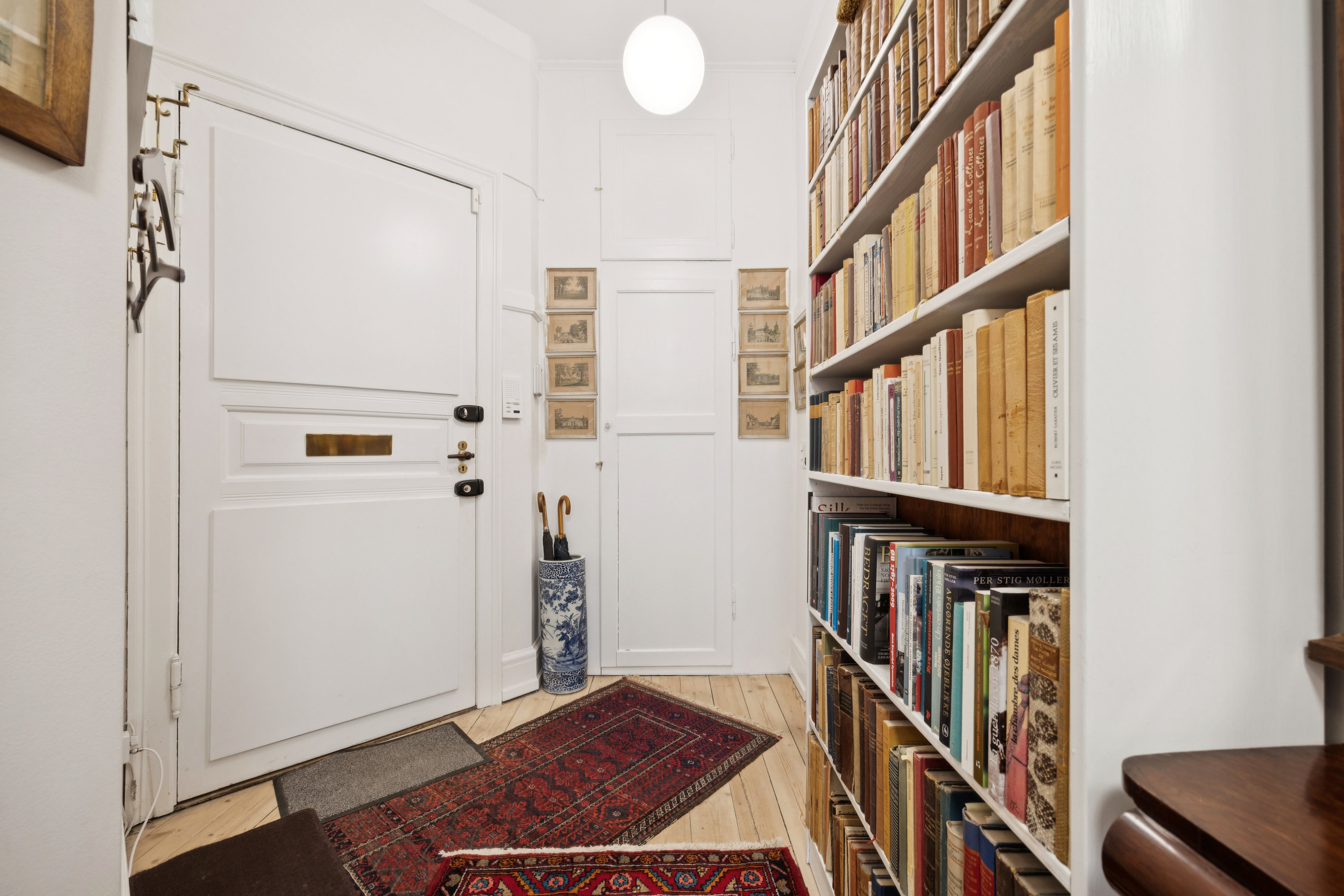 Fremhævet gang billede i fuldskærmstilstand. Billede af Thorvaldsensvej 29B, 2. th., 1871 Frederiksberg C