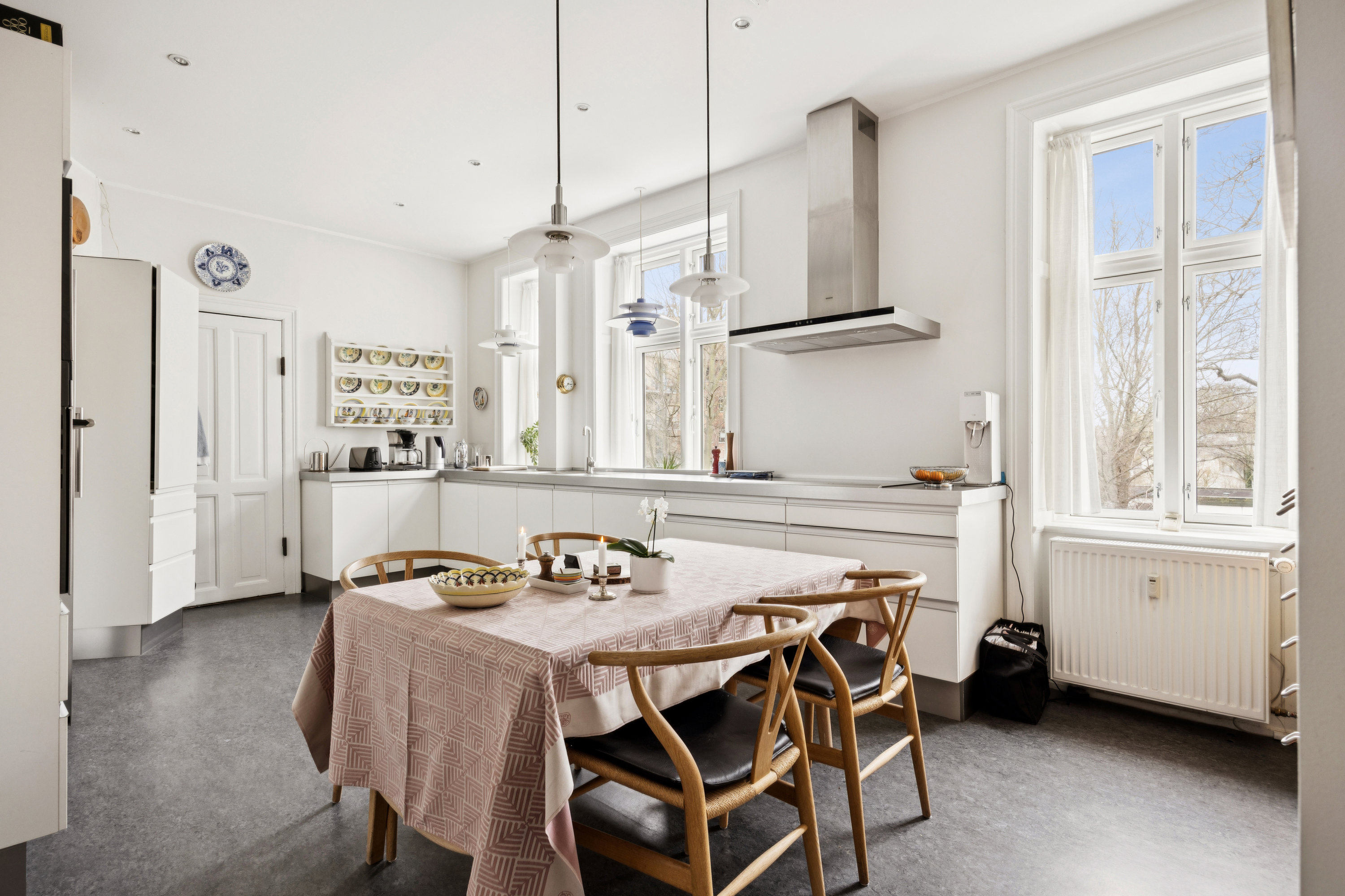 Fremhævet køkken billede i fuldskærmstilstand. Billede af Thorvaldsensvej 29B, 2. th., 1871 Frederiksberg C