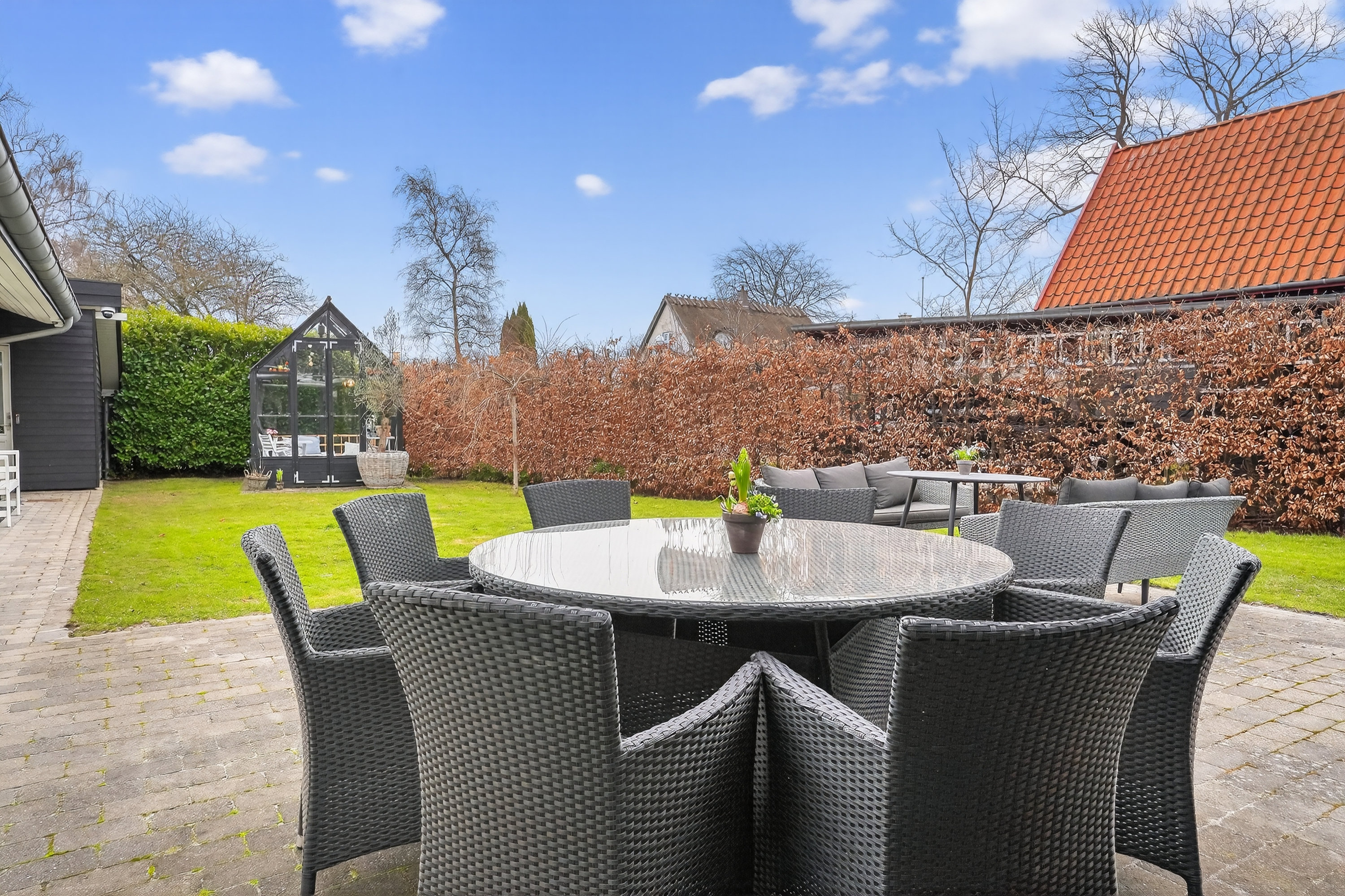 Fremhævet terrasse billede i fuldskærmstilstand. Billede af Torpenvej 27B, 3050 Humlebæk