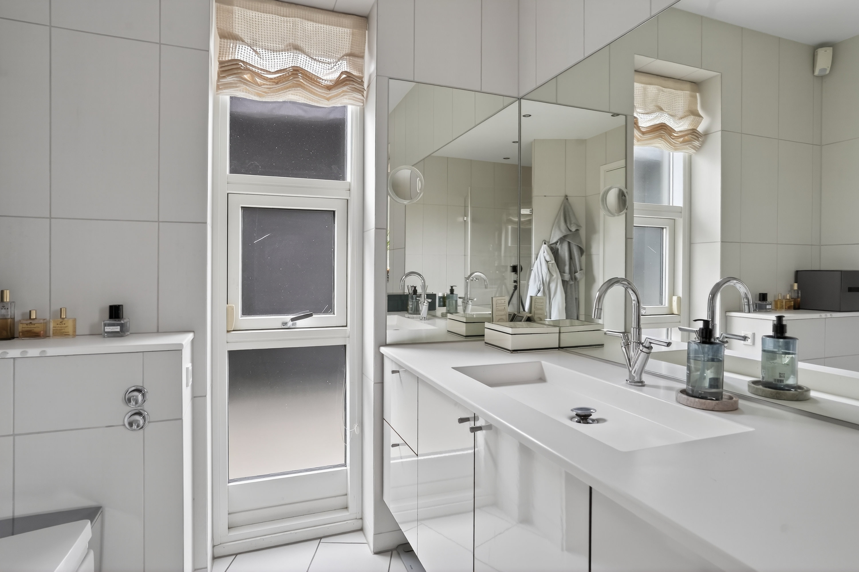 Fremhævet køkken billede i fuldskærmstilstand. Billede af Torpenvej 27B, 3050 Humlebæk