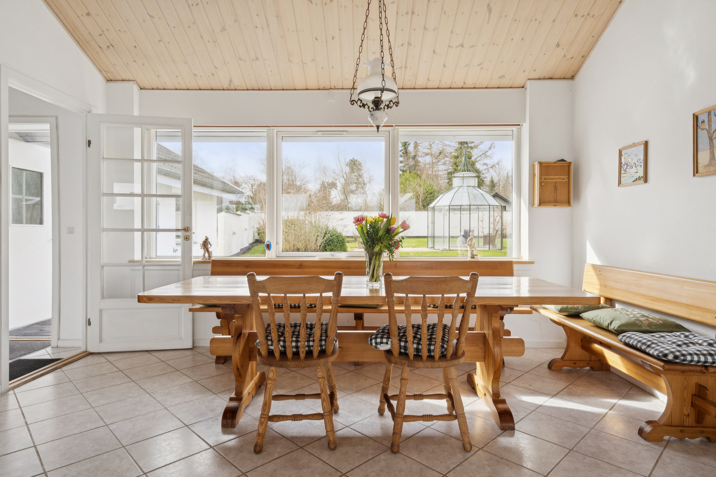 Fremhævet spisestue billede i fuldskærmstilstand. Billede af Fuglehavevej 7, Sæby, 4070 Kirke Hyllinge