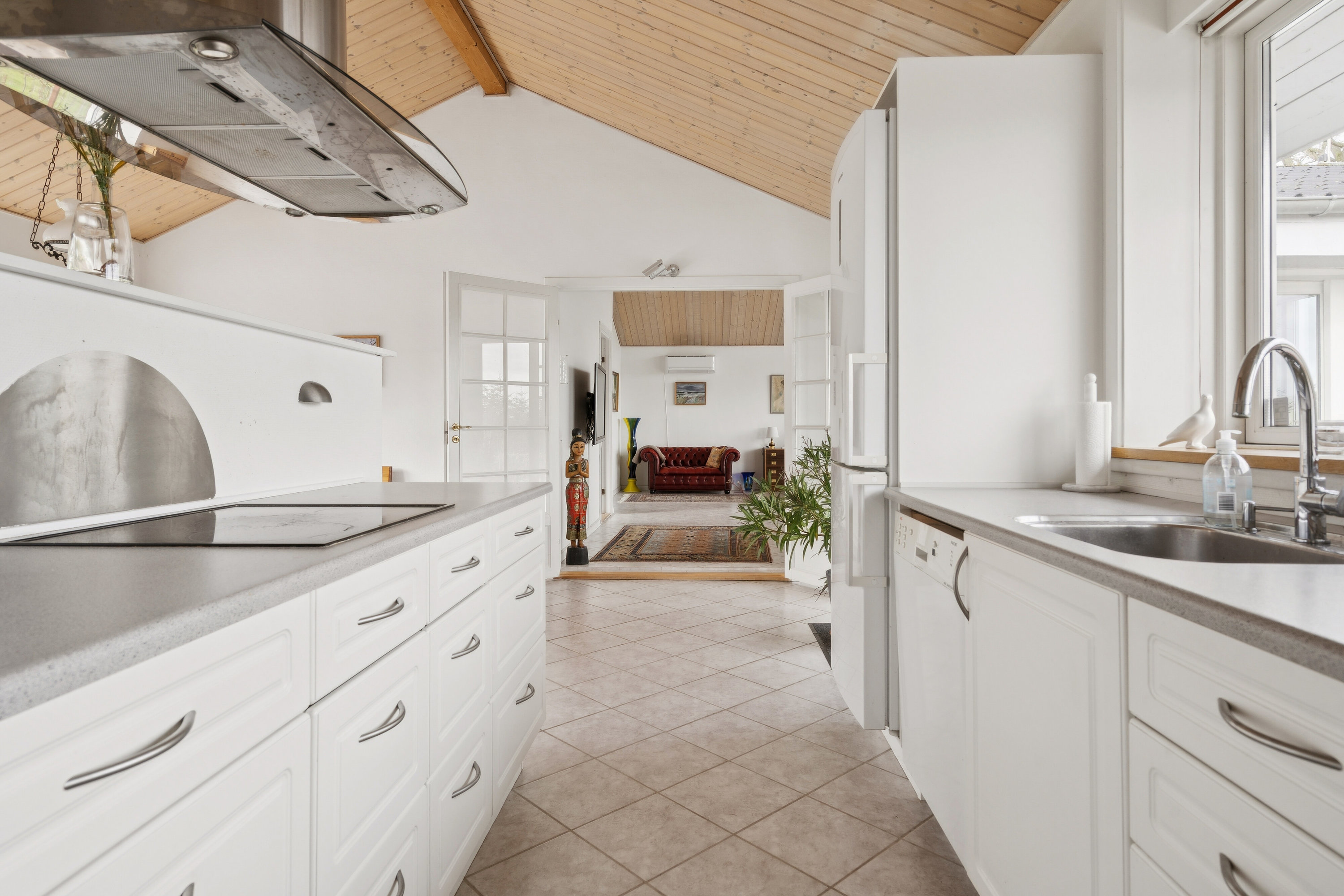 Fremhævet køkken billede i fuldskærmstilstand. Billede af Fuglehavevej 7, Sæby, 4070 Kirke Hyllinge