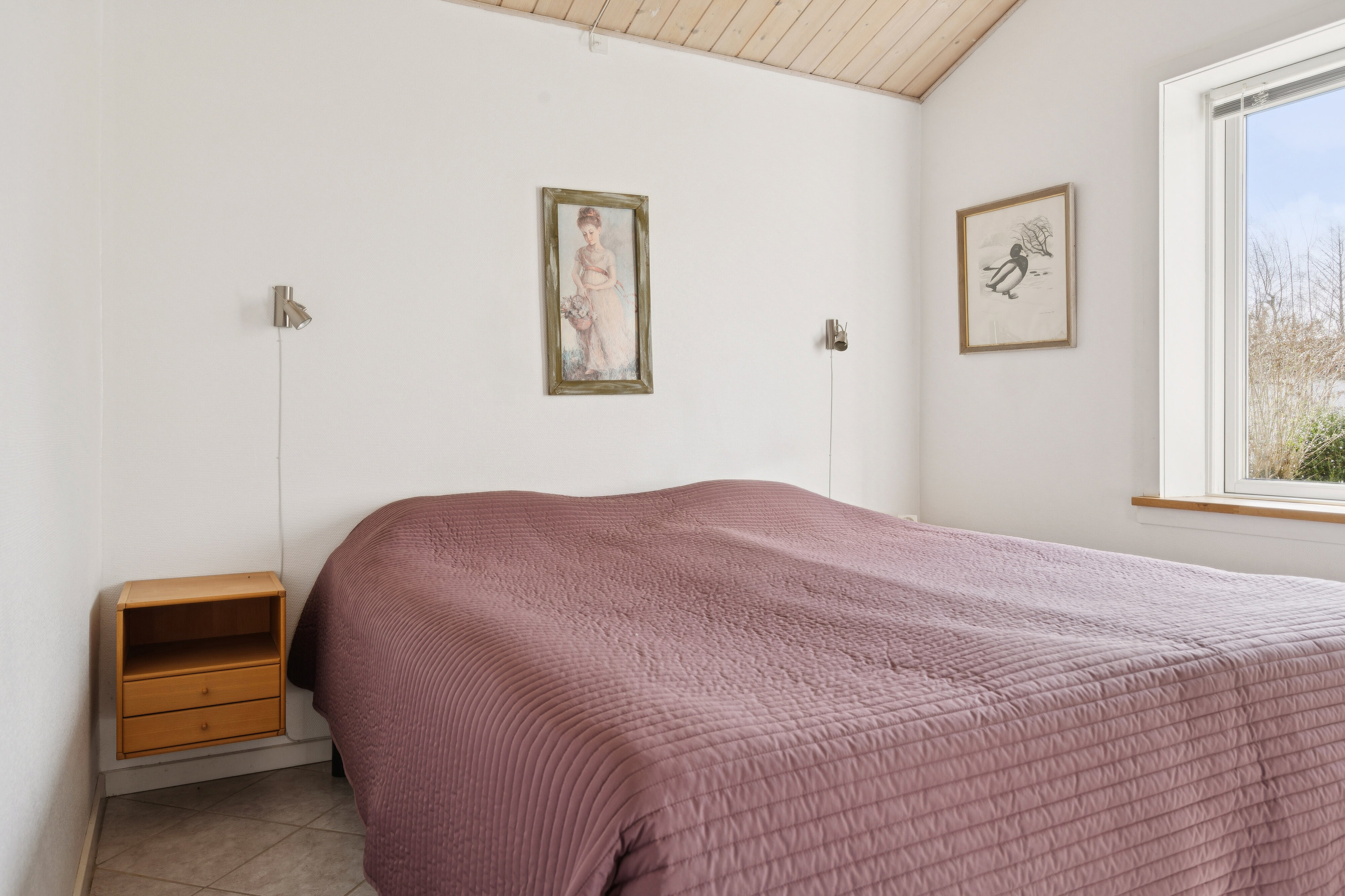 Fremhævet soveværelse billede i fuldskærmstilstand. Billede af Fuglehavevej 7, Sæby, 4070 Kirke Hyllinge