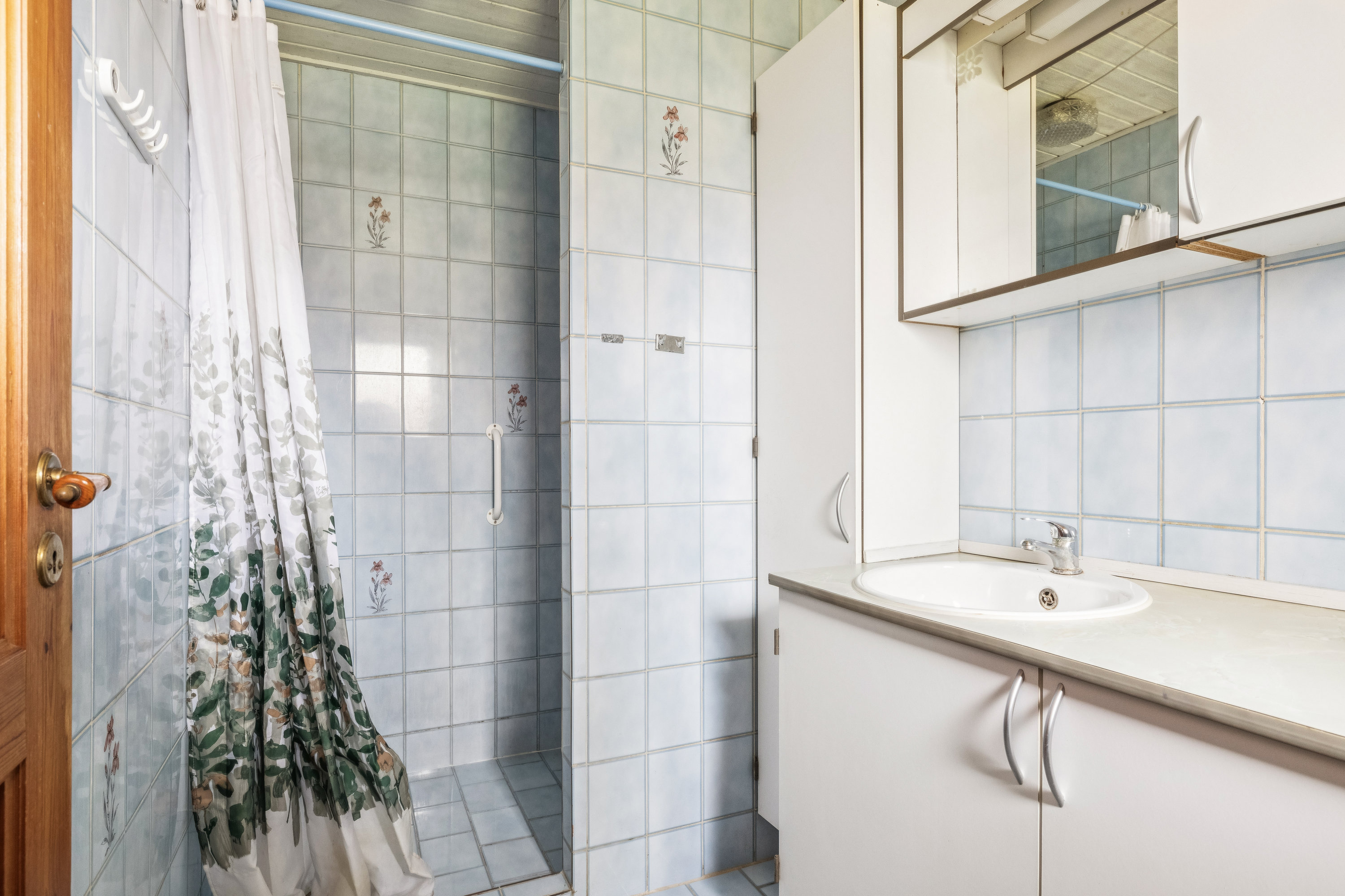 Fremhævet badeværelse billede i fuldskærmstilstand. Billede af Frederiksberg Bakke 16, Hammershøj, 8830 Tjele