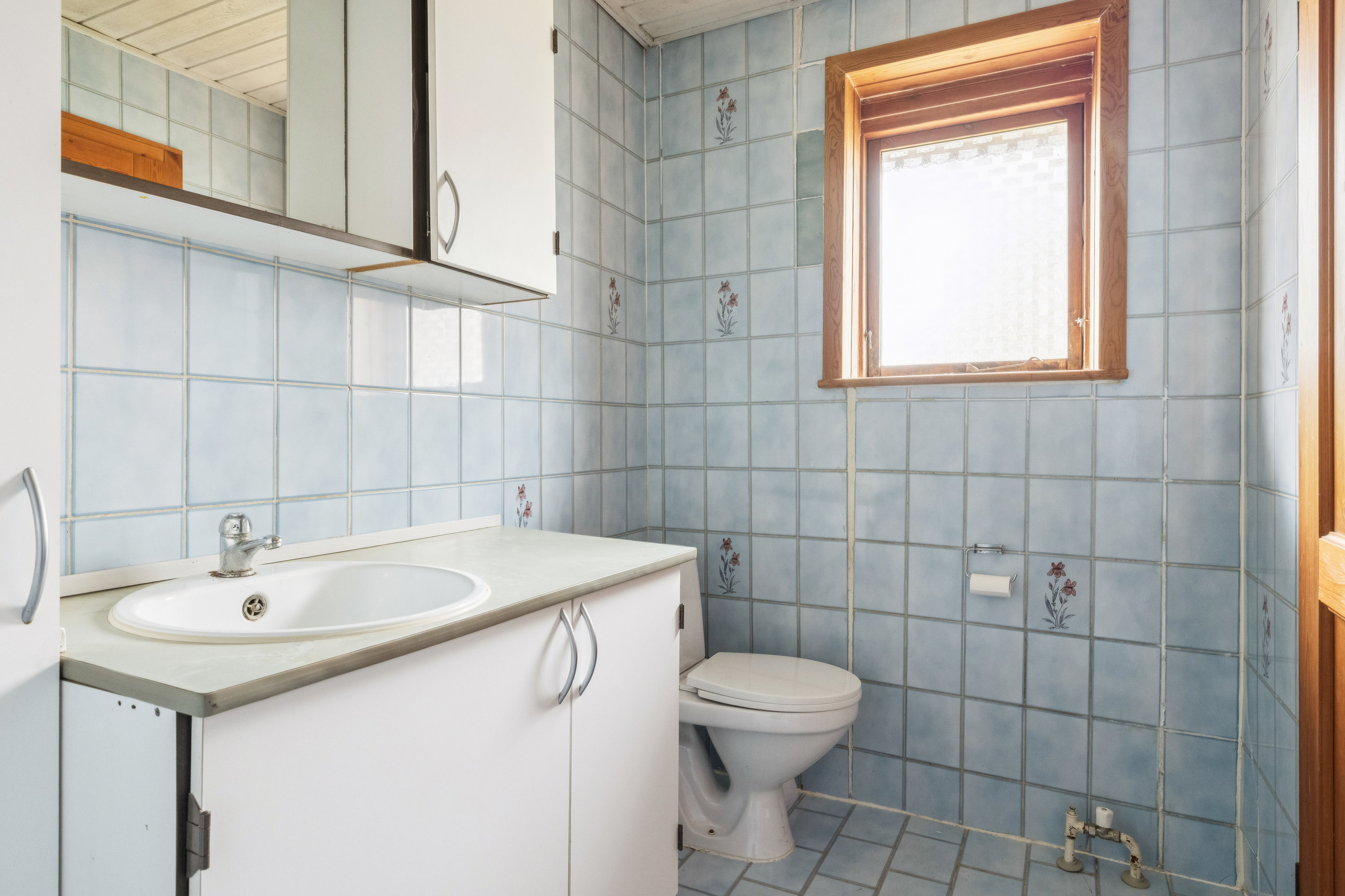 Fremhævet badeværelse billede i fuldskærmstilstand. Billede af Frederiksberg Bakke 16, Hammershøj, 8830 Tjele