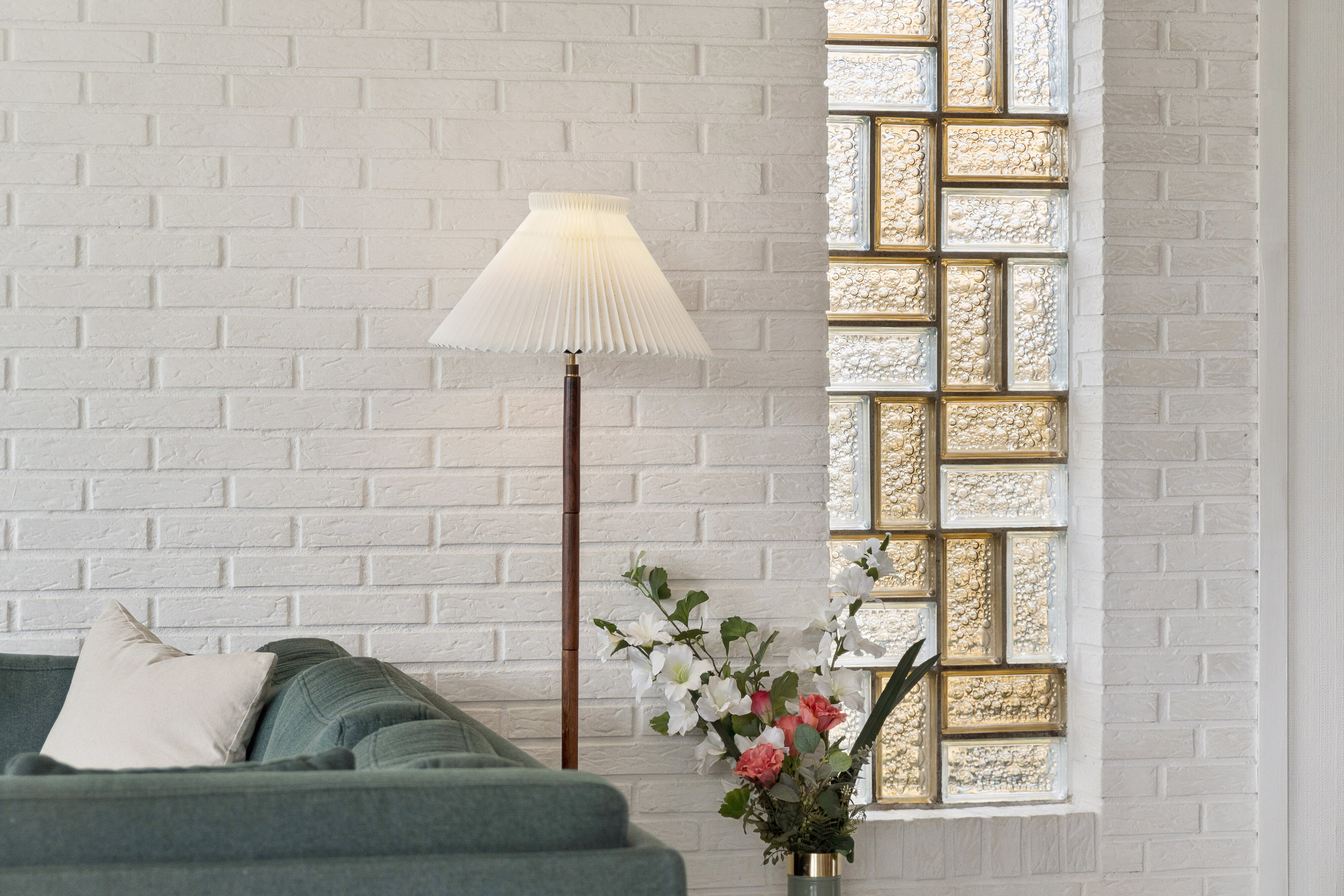 Fremhævet stue billede i fuldskærmstilstand. Billede af Hesselbjerg 6, 5700 Svendborg