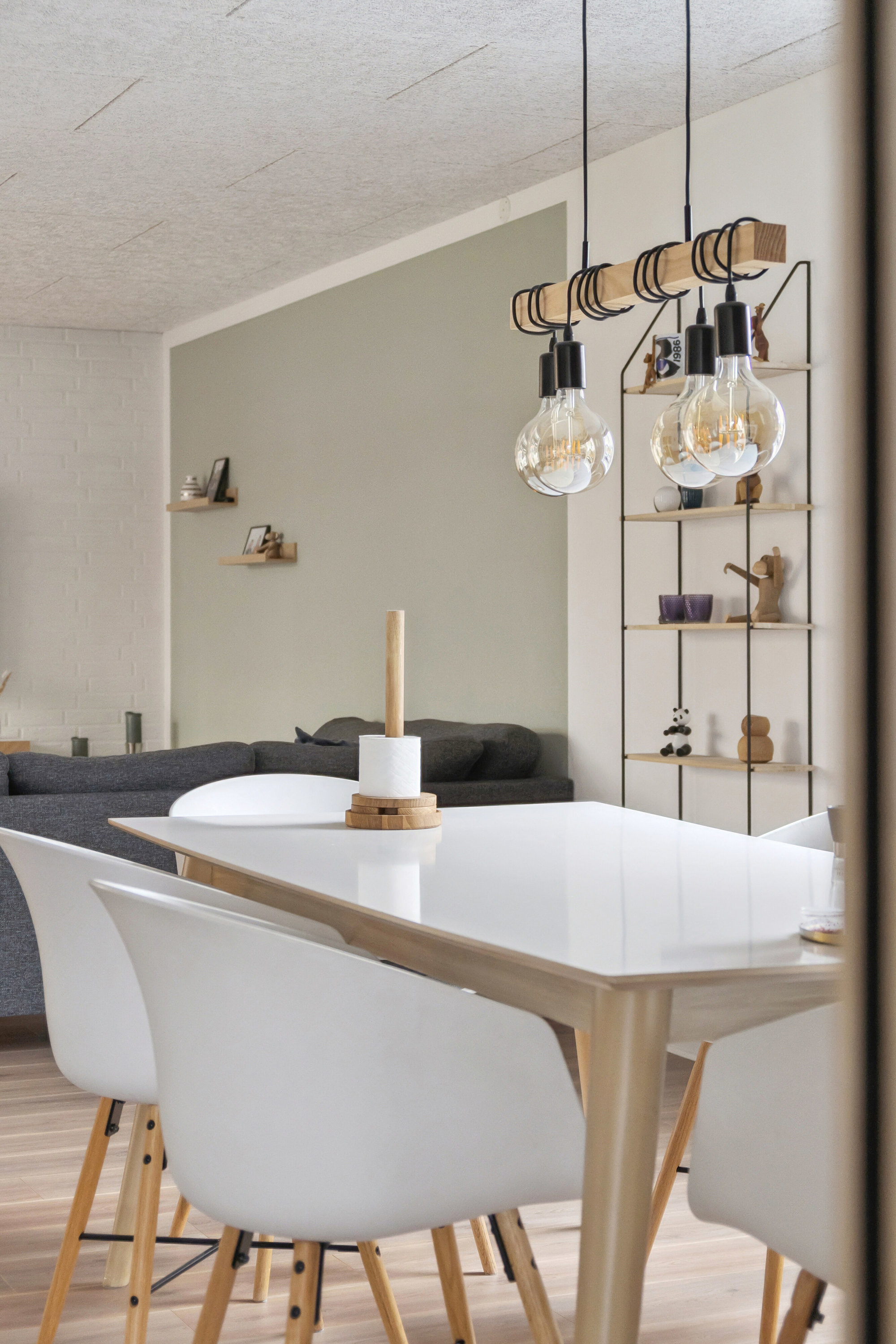 Fremhævet indendørs billede i fuldskærmstilstand. Billede af Mossøvej 5, 7200 Grindsted