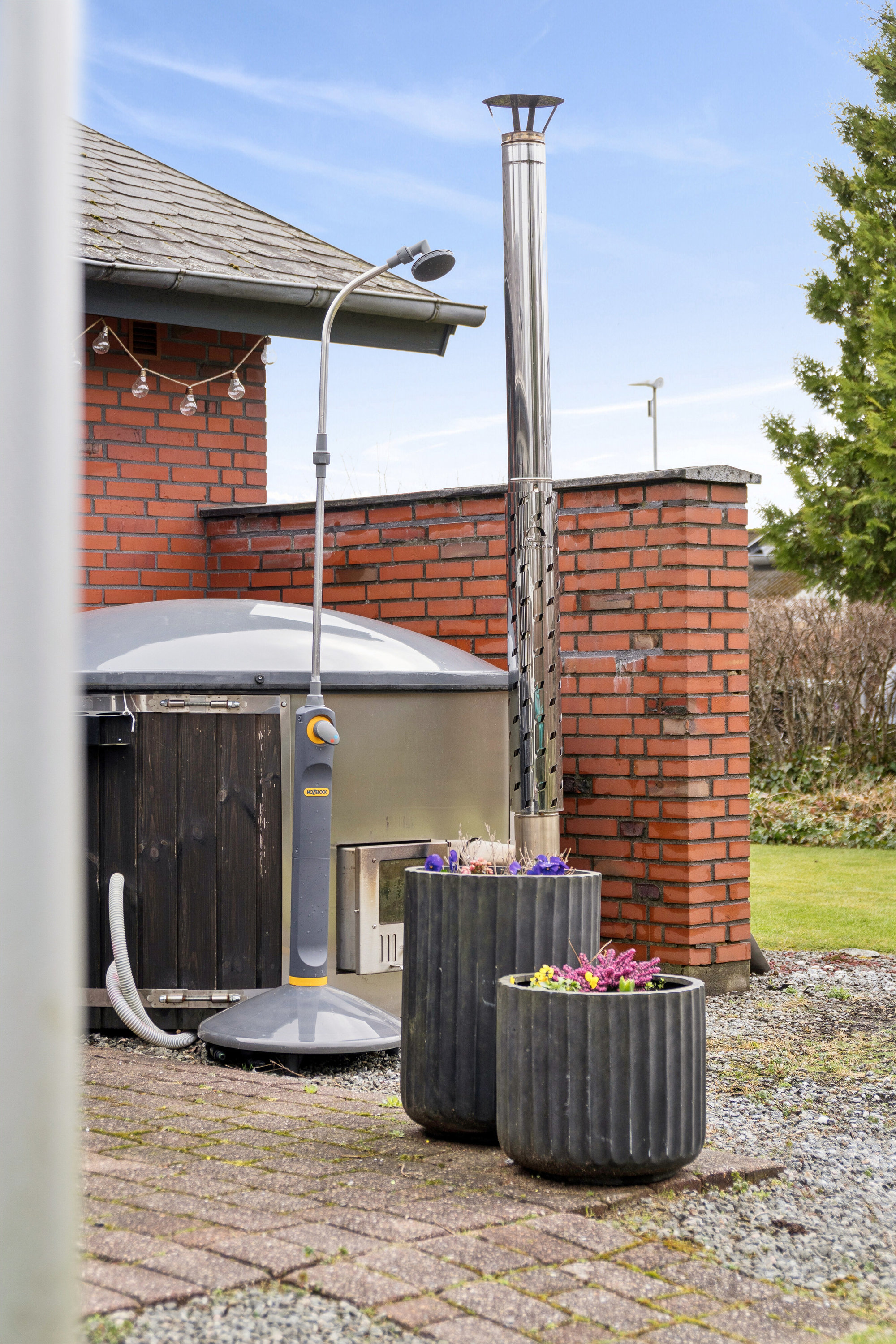 Fremhævet udendørs billede i fuldskærmstilstand. Billede af Mossøvej 5, 7200 Grindsted