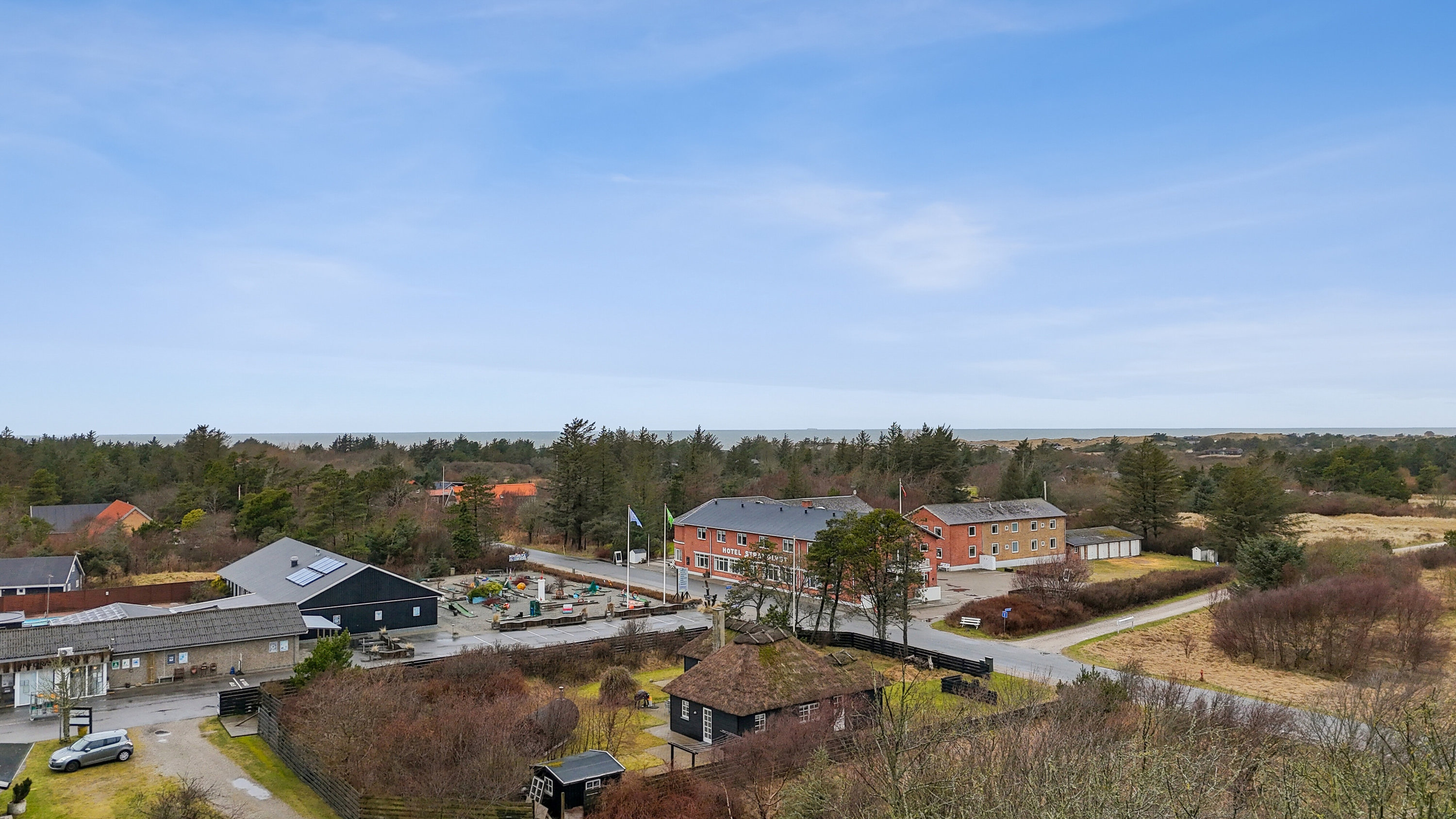 Fremhævet luftfoto billede i fuldskærmstilstand. Billede af Strandvejen 11, Tornby, 9850 Hirtshals