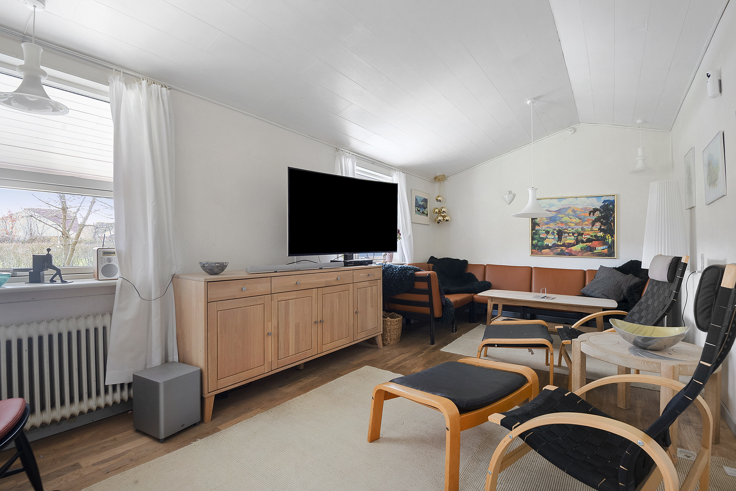 Fremhævet stue billede i fuldskærmstilstand. Billede af Fenrisvej 8, 6705 Esbjerg Ø