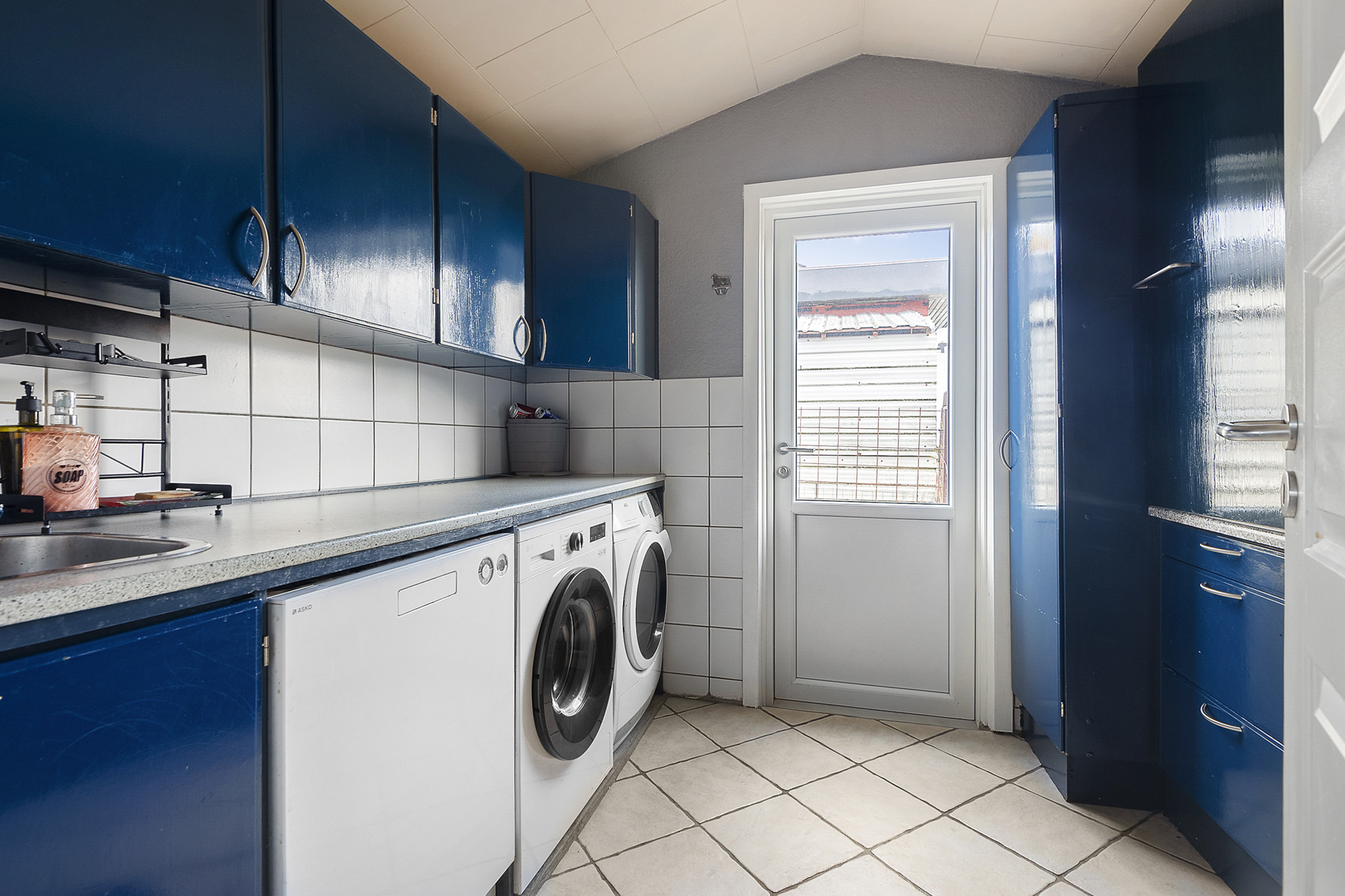 Fremhævet værelse billede i fuldskærmstilstand. Billede af Fenrisvej 8, 6705 Esbjerg Ø