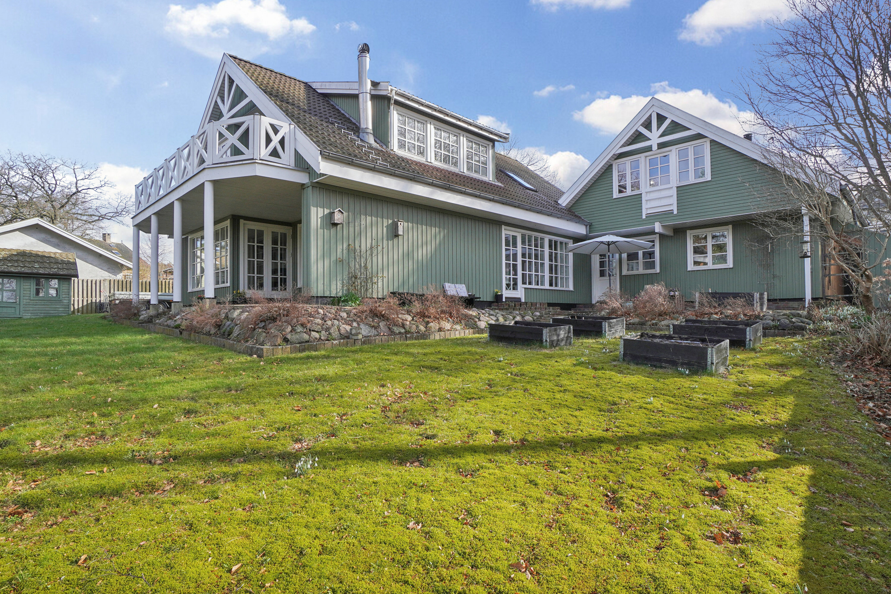 Fremhævet set fra haven billede i fuldskærmstilstand. Billede af Elmevej 7C, Skovbakken, 3300 Frederiksværk