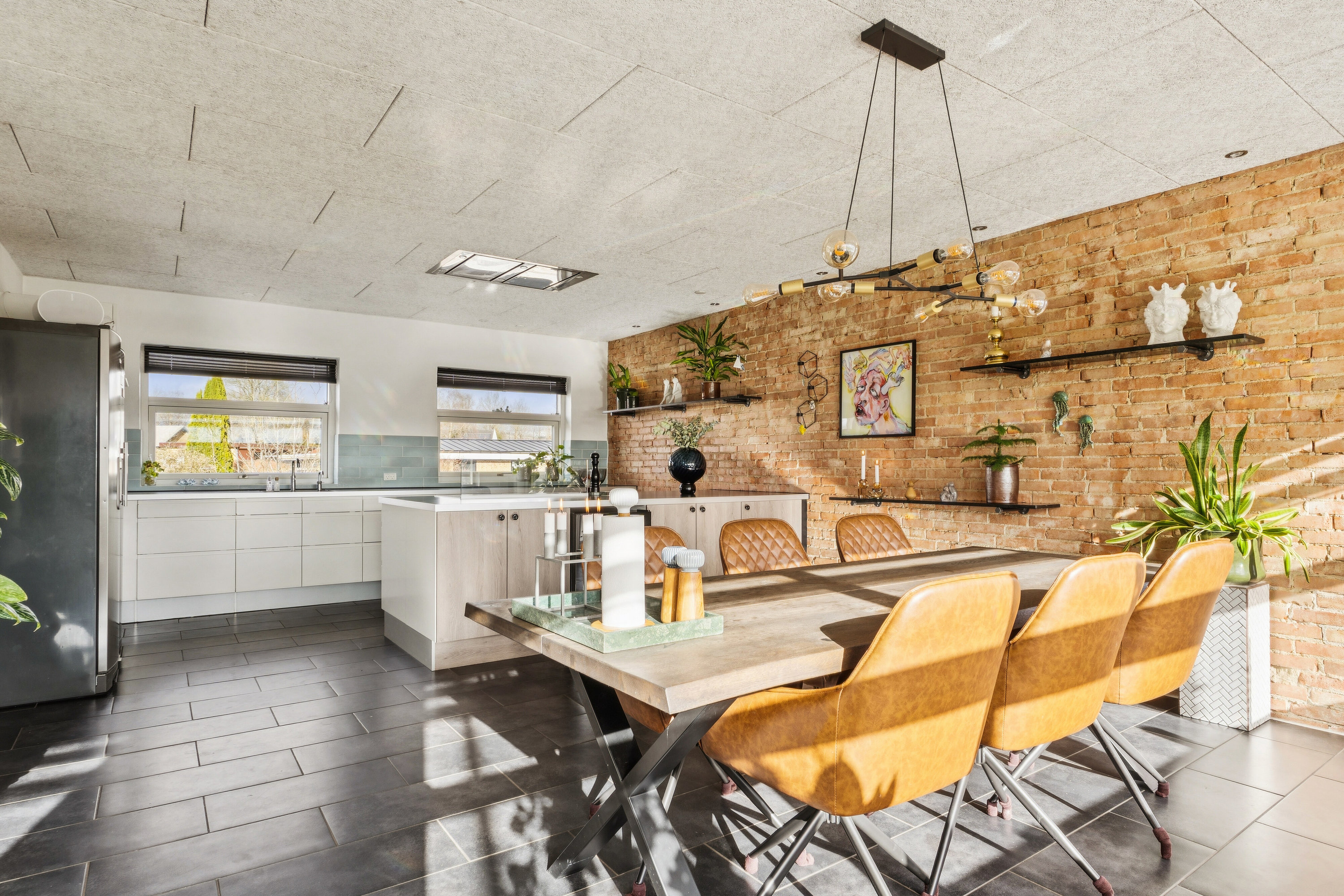 Fremhævet spisestue billede i fuldskærmstilstand. Billede af Møllegade 66, 7430 Ikast