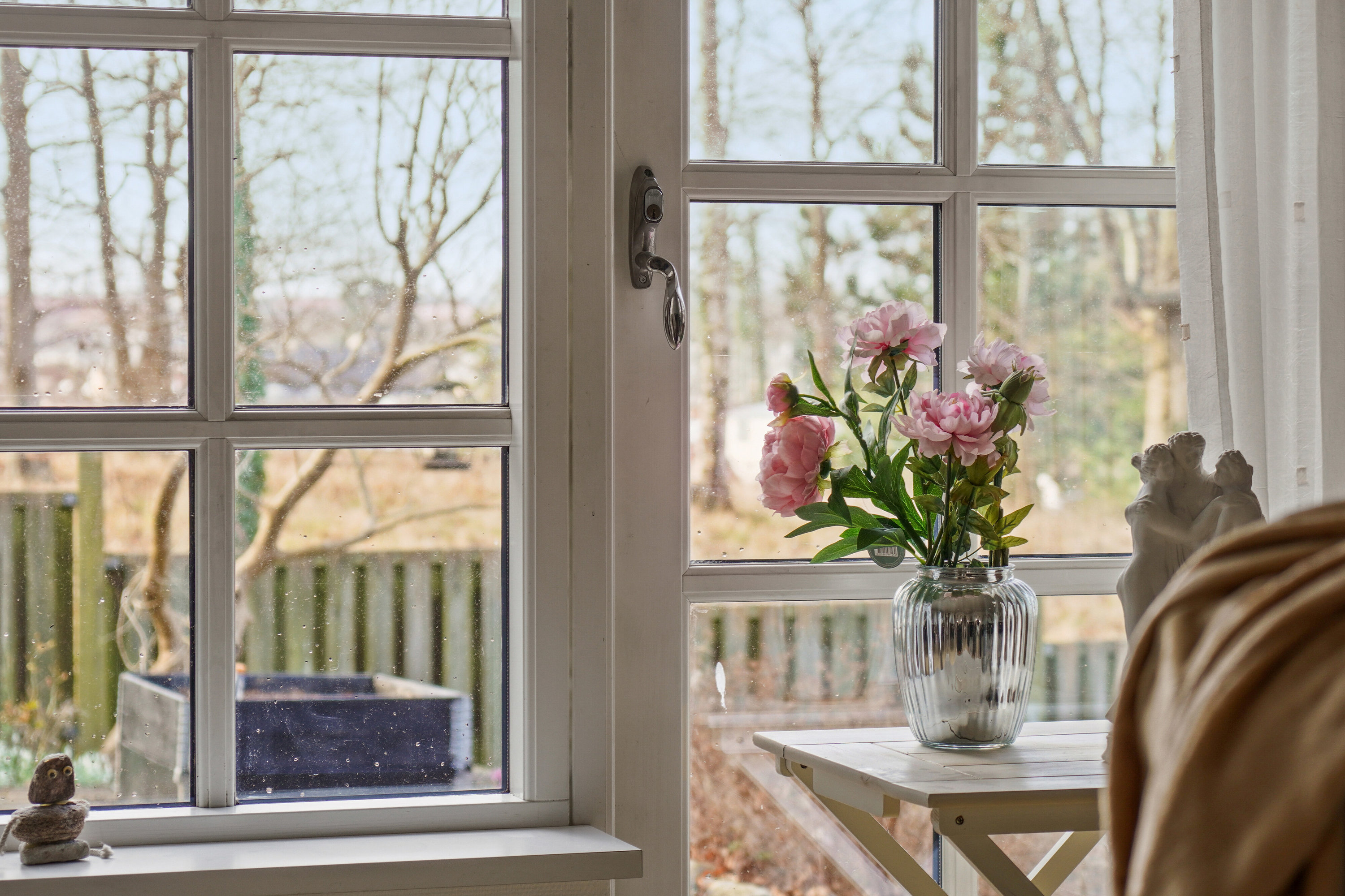 Fremhævet stue billede i fuldskærmstilstand. Billede af Elmevej 7C, Skovbakken, 3300 Frederiksværk