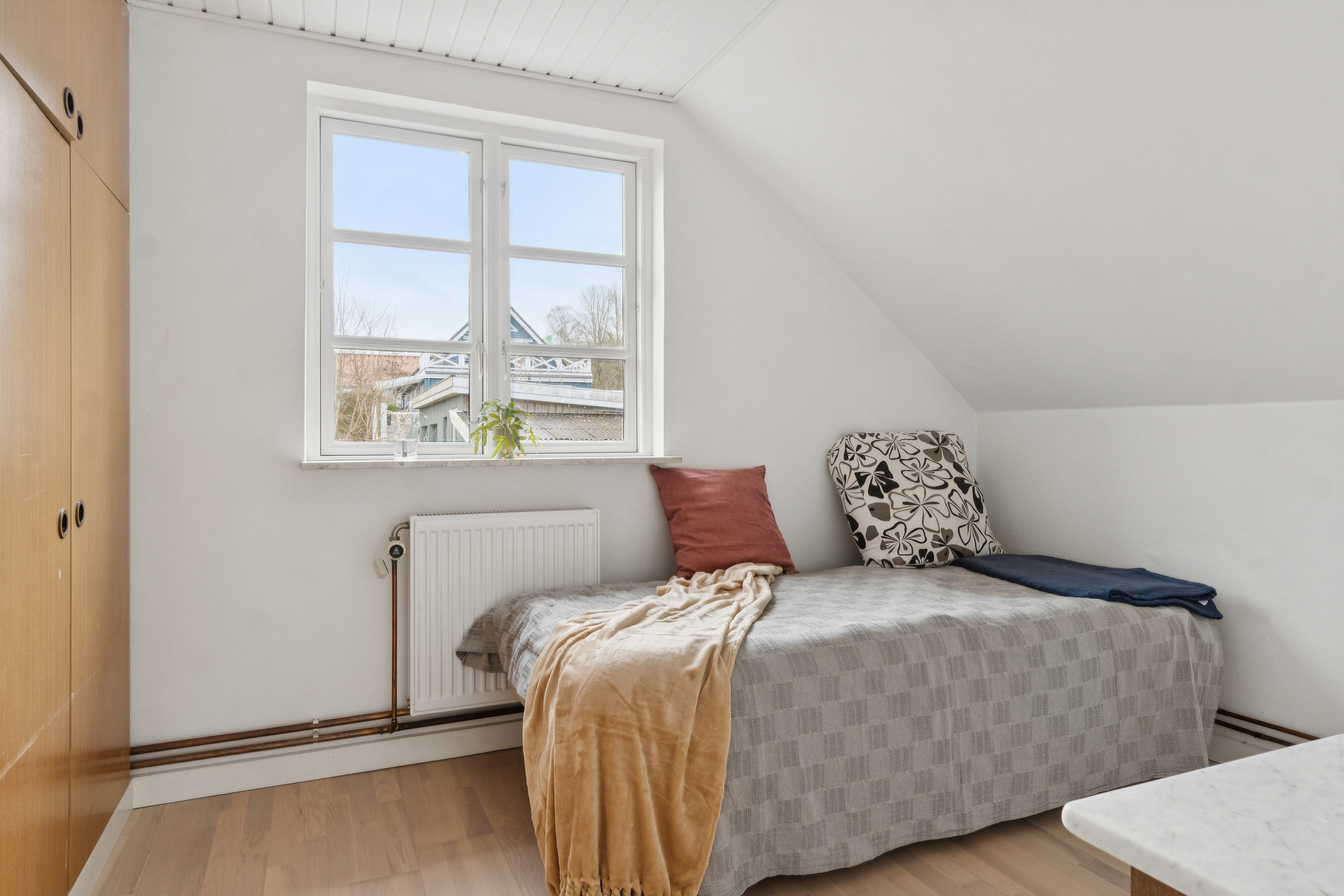 Fremhævet værelse billede i fuldskærmstilstand. Billede af Elmevej 7C, Skovbakken, 3300 Frederiksværk