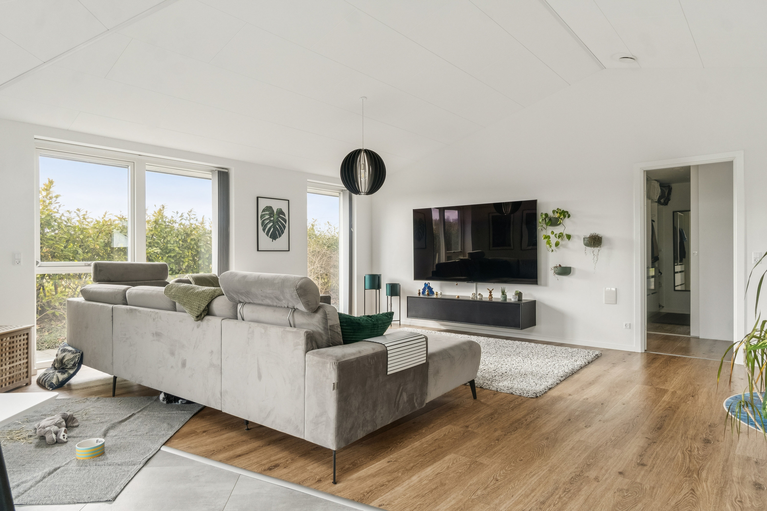 Fremhævet stue billede i fuldskærmstilstand. Billede af Poppelvænget 5, Skovsø, 4200 Slagelse