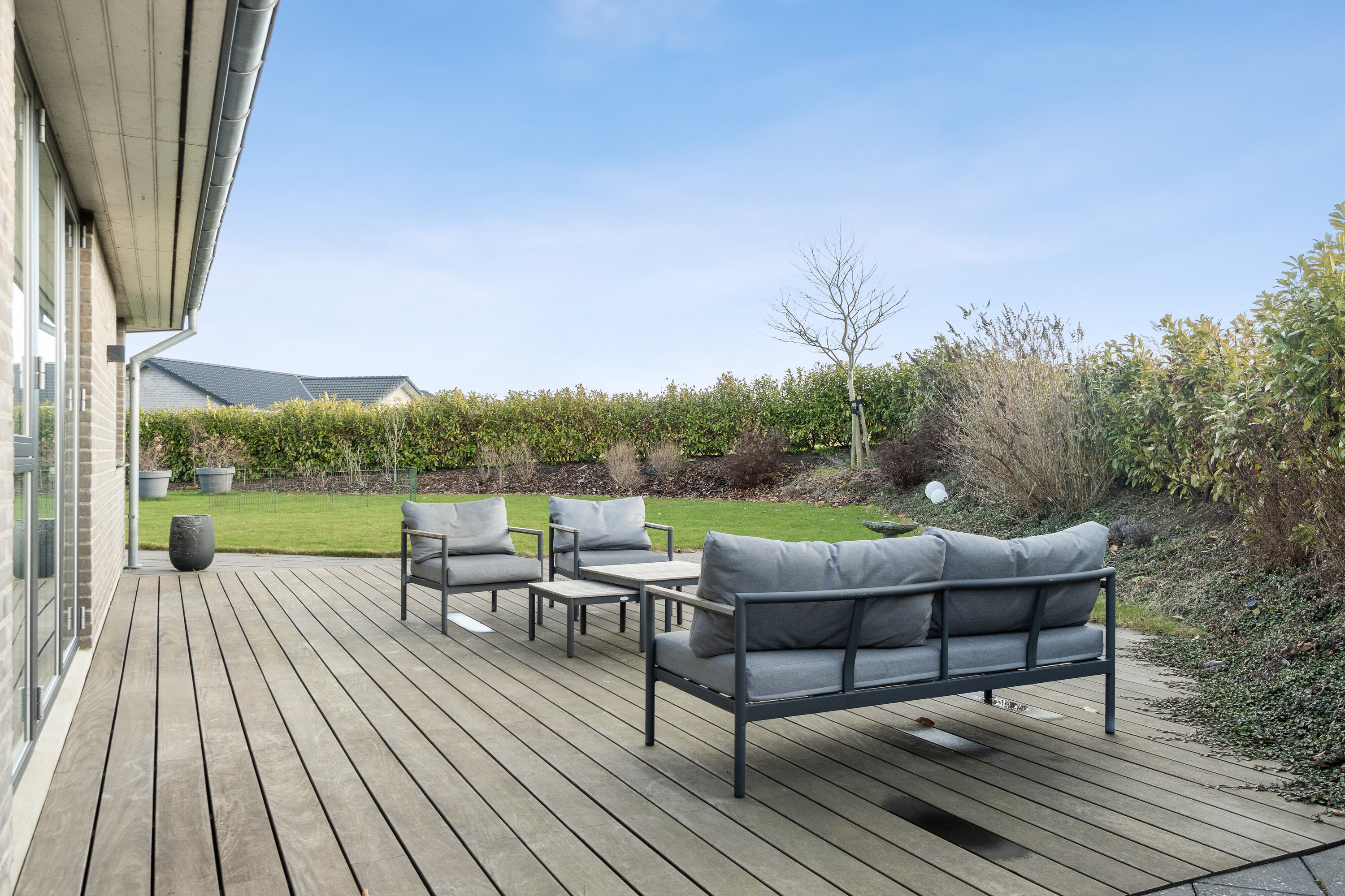 Fremhævet terrasse billede i fuldskærmstilstand. Billede af Poppelvænget 5, Skovsø, 4200 Slagelse