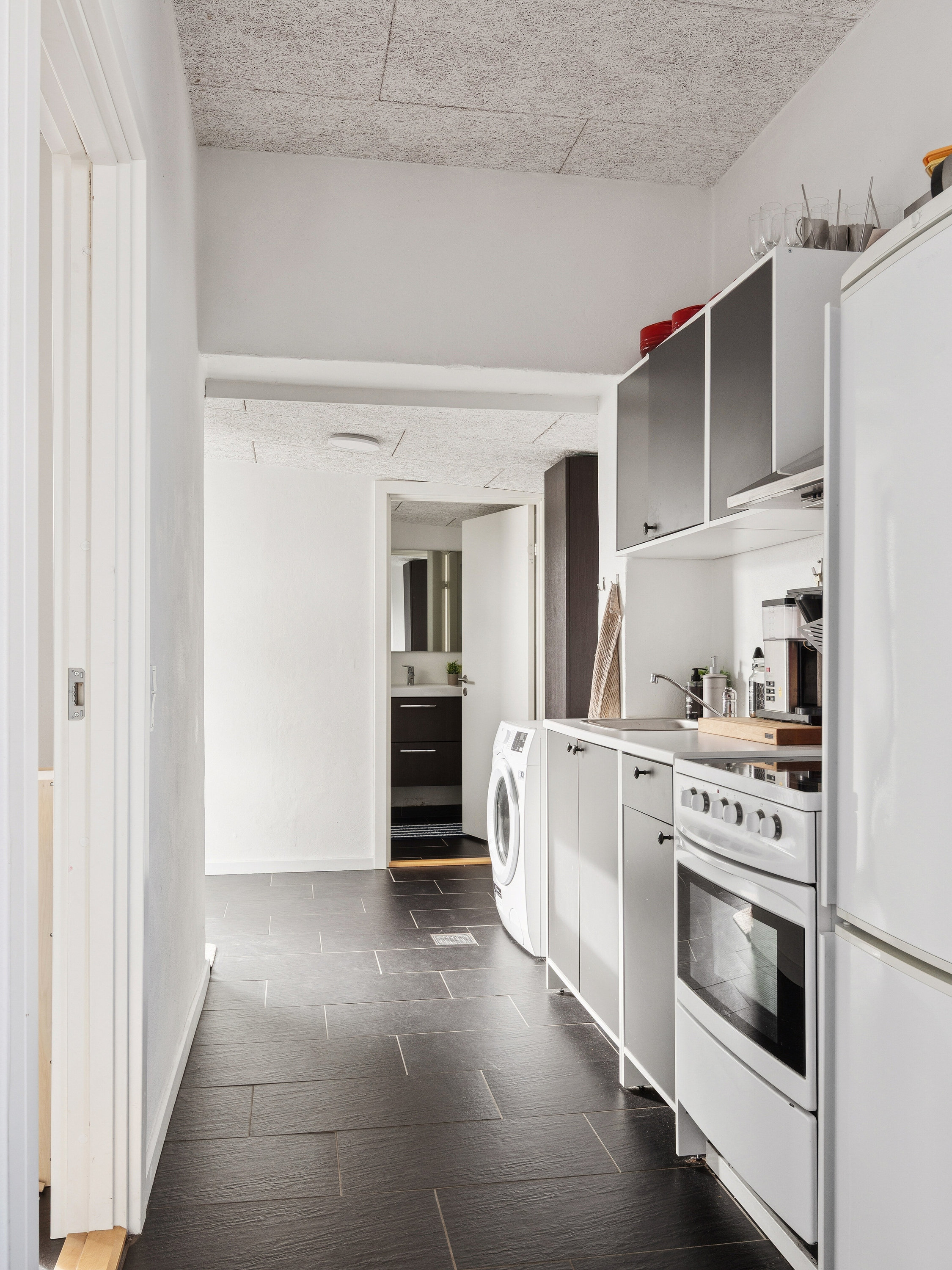 Fremhævet køkken billede i fuldskærmstilstand. Billede af Baggesvognsvej 2, 9870 Sindal