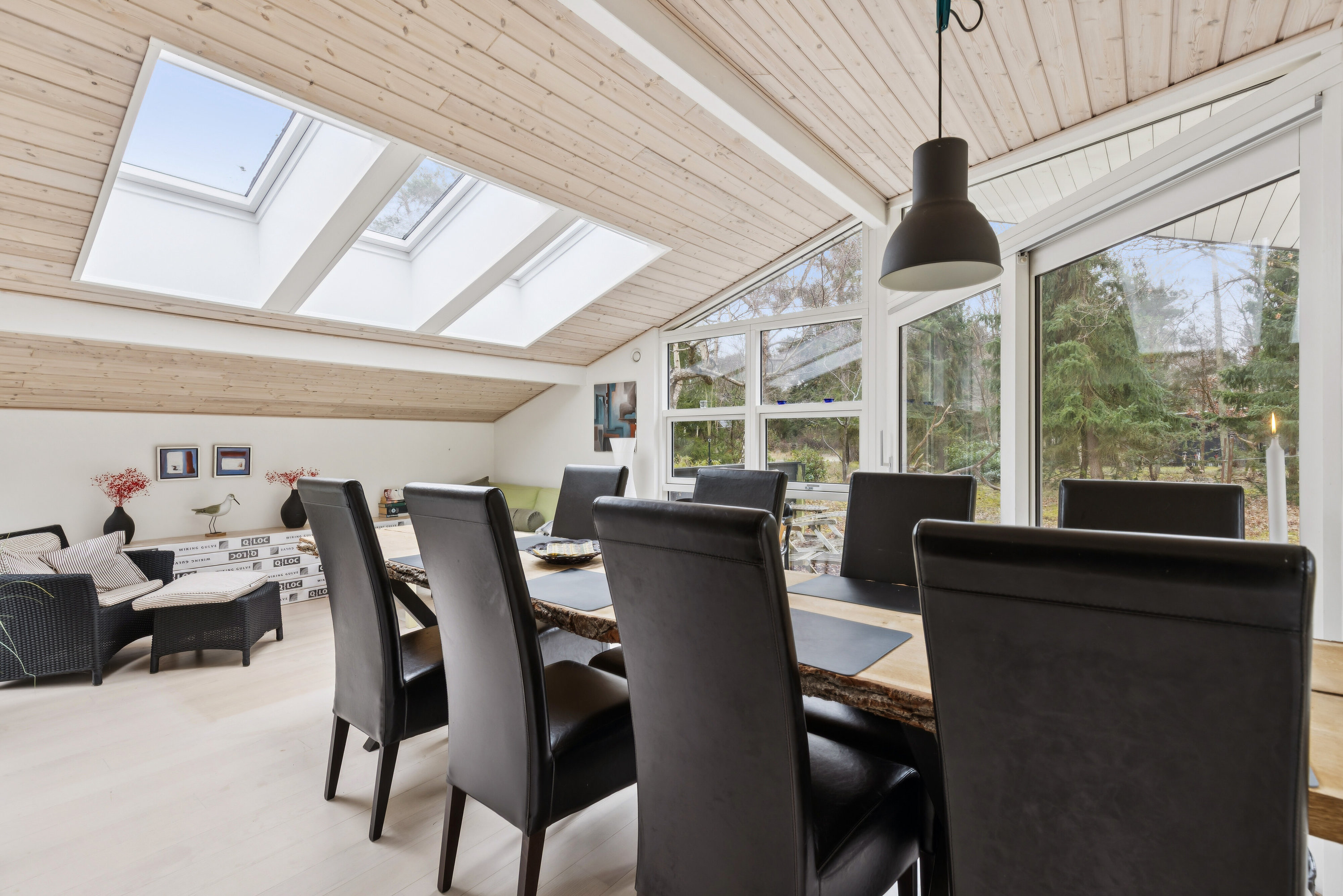 Fremhævet spisestue billede i fuldskærmstilstand. Billede af Kanalvej 3, Bjerge Sydstrand, 4480 Store Fuglede