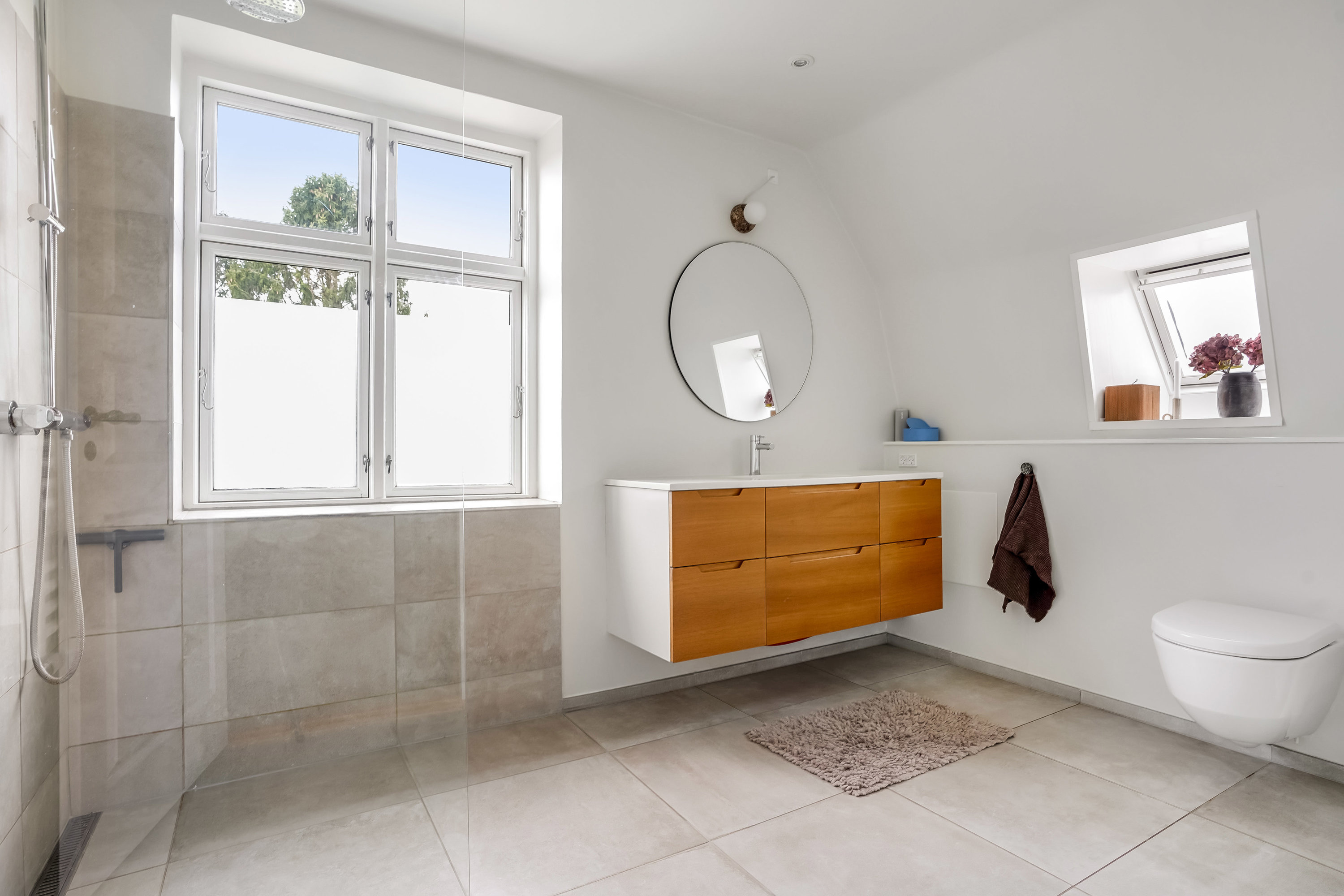 Fremhævet badeværelse billede i fuldskærmstilstand. Billede af Krügersvej 5, 5000 Odense C