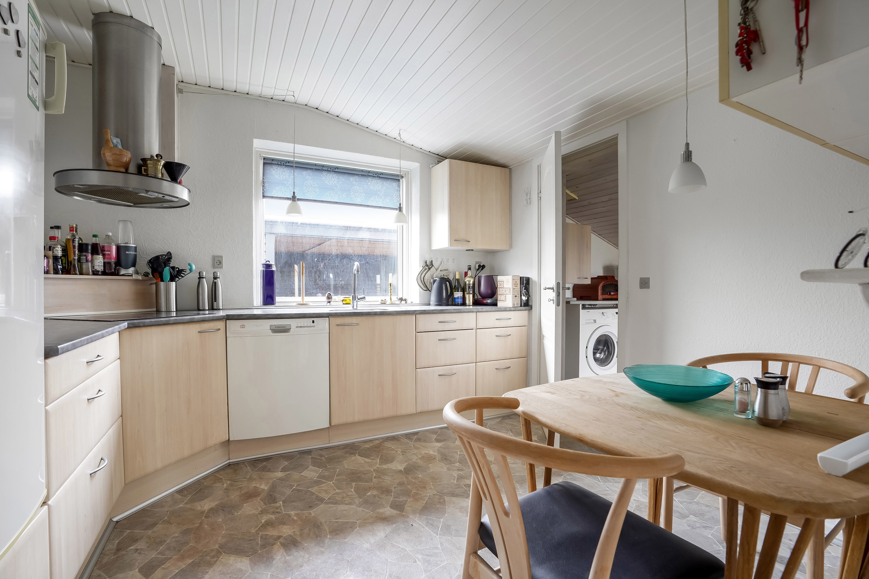 Fremhævet køkken billede i fuldskærmstilstand. Billede af Toften 157, 5330 Munkebo