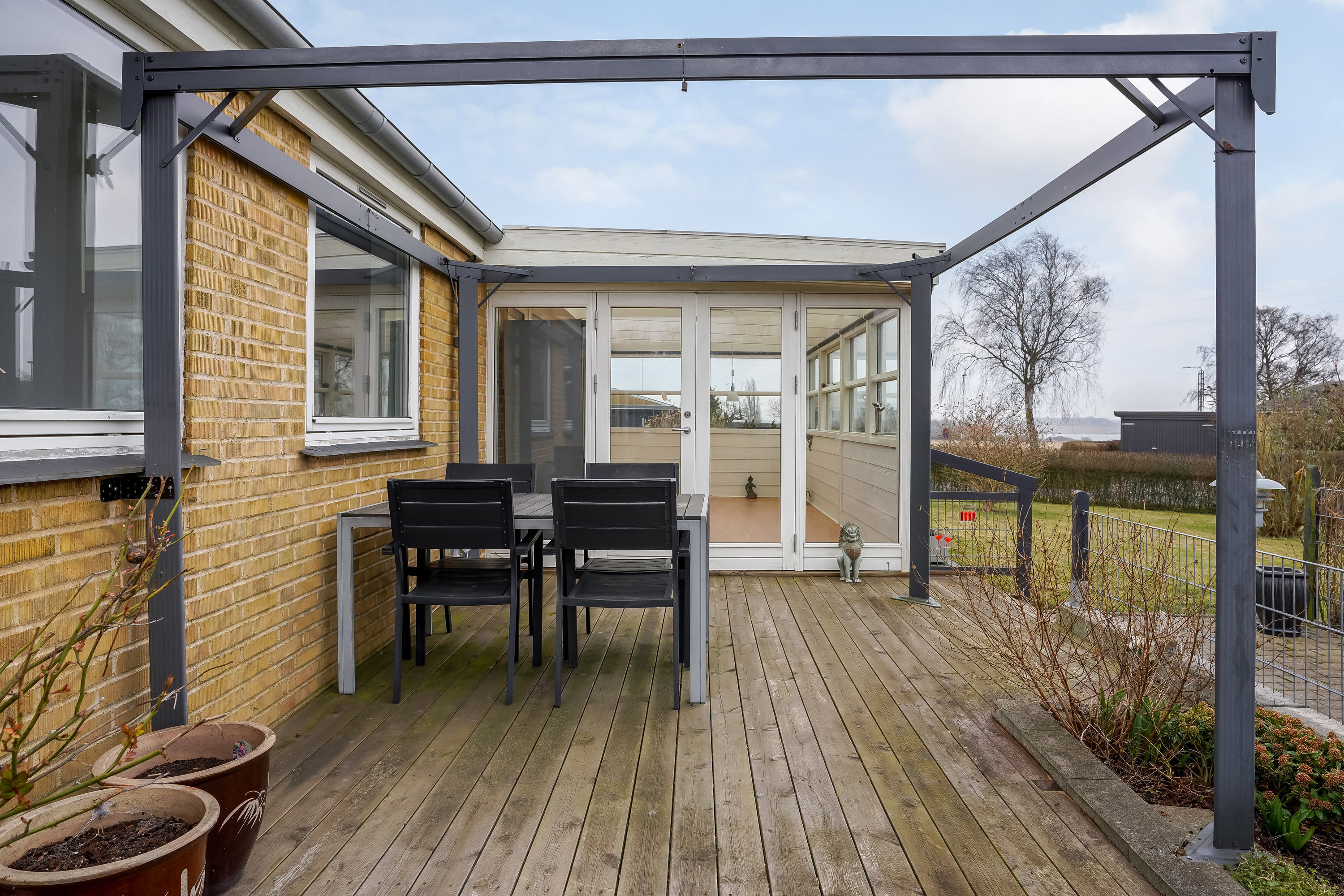 Fremhævet terrasse billede i fuldskærmstilstand. Billede af Toften 157, 5330 Munkebo